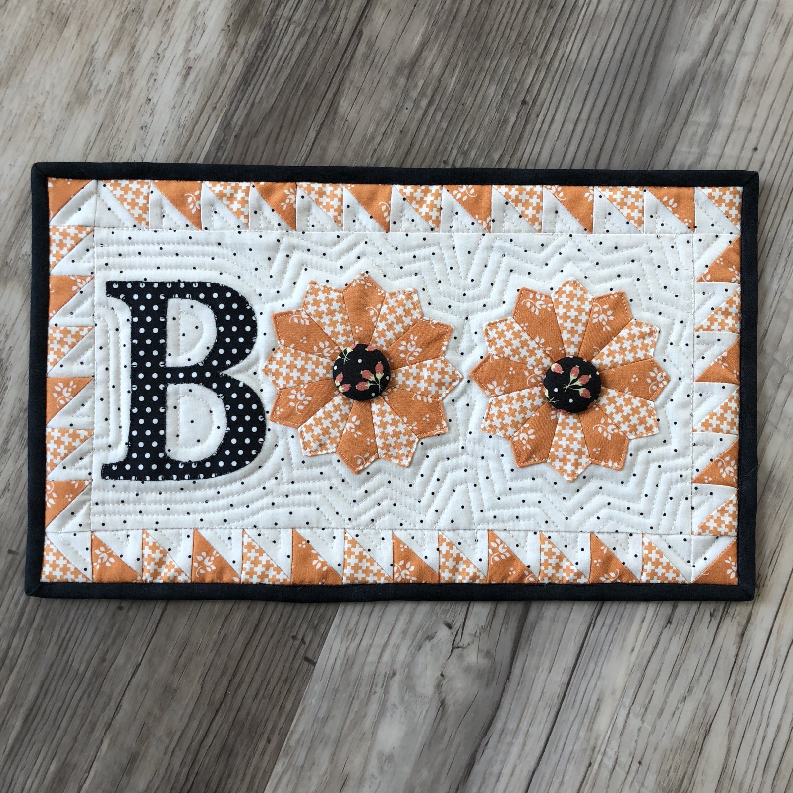 BOO! mini quilt kit
