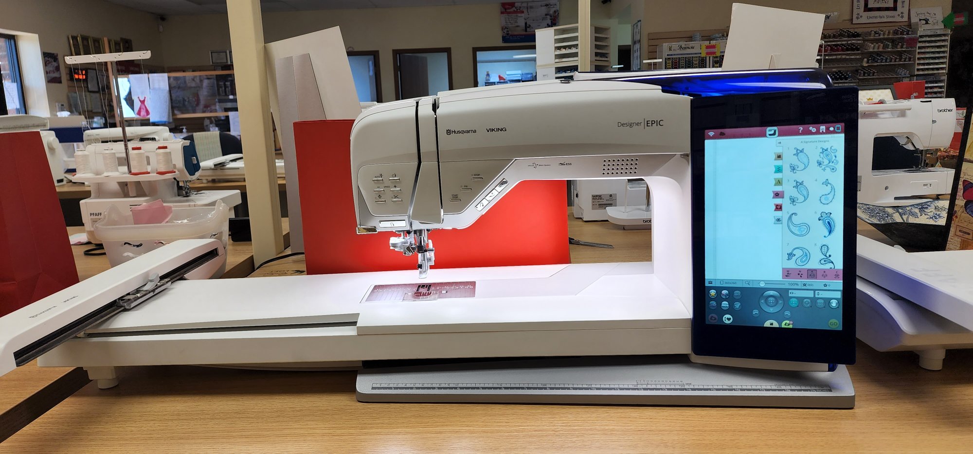 PreOwned Husqvarna Viking Designer Epic