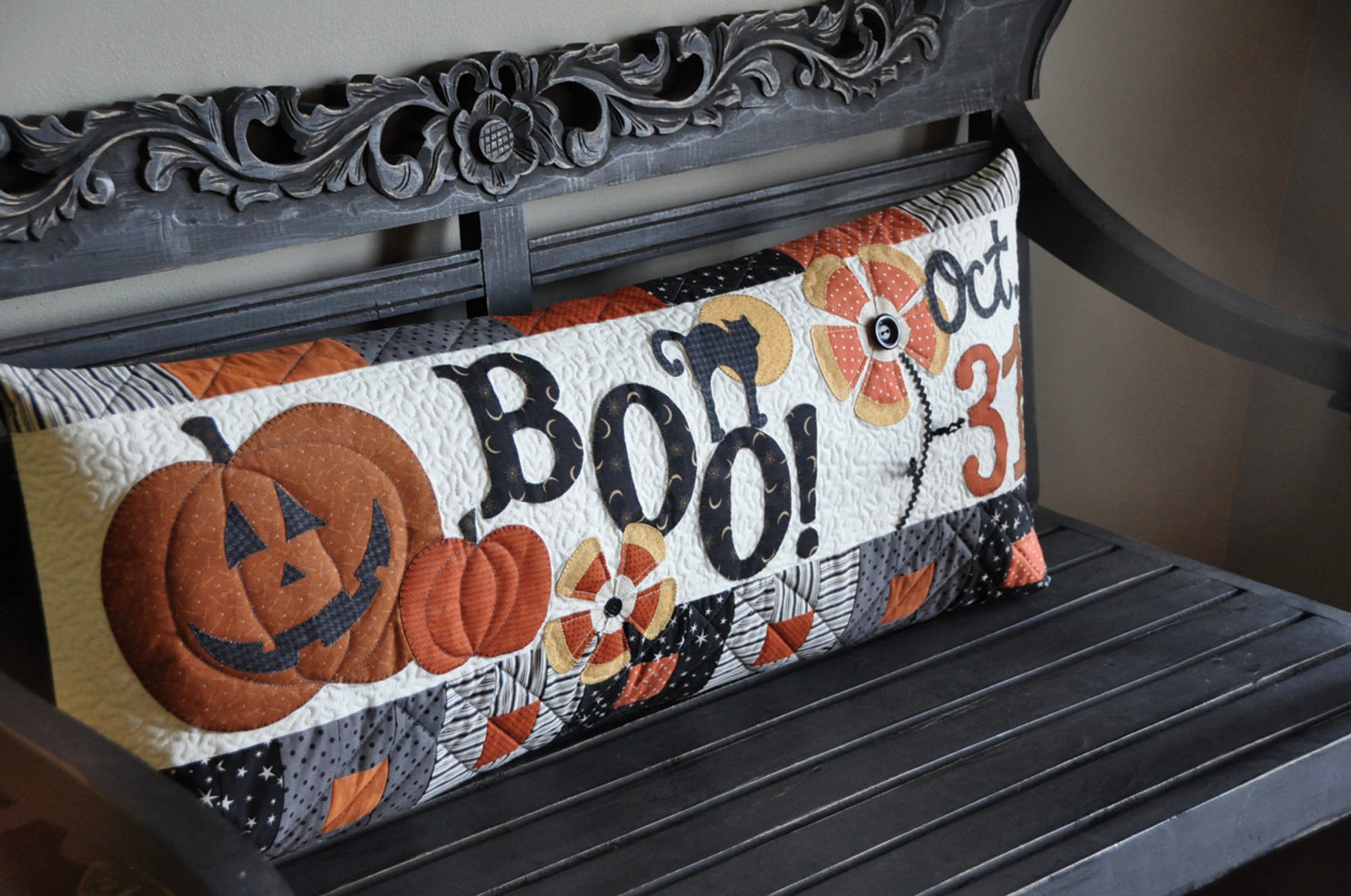 Kimberbell Halloween Boo Bench Pillow Kit 10978003497