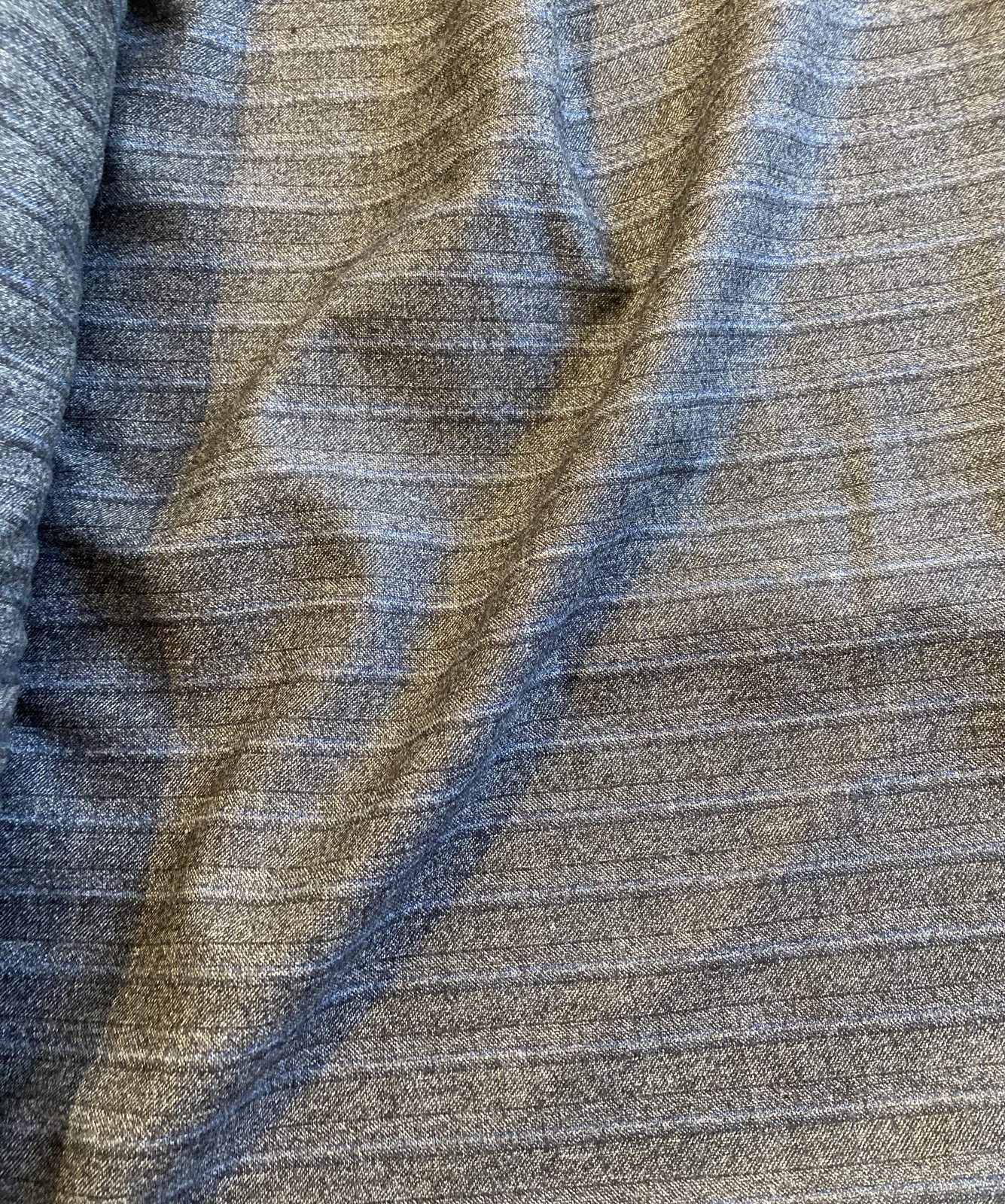 Italian Cool Gray/Blue Gray Lightweight Wool Suiting Fabric 6.41