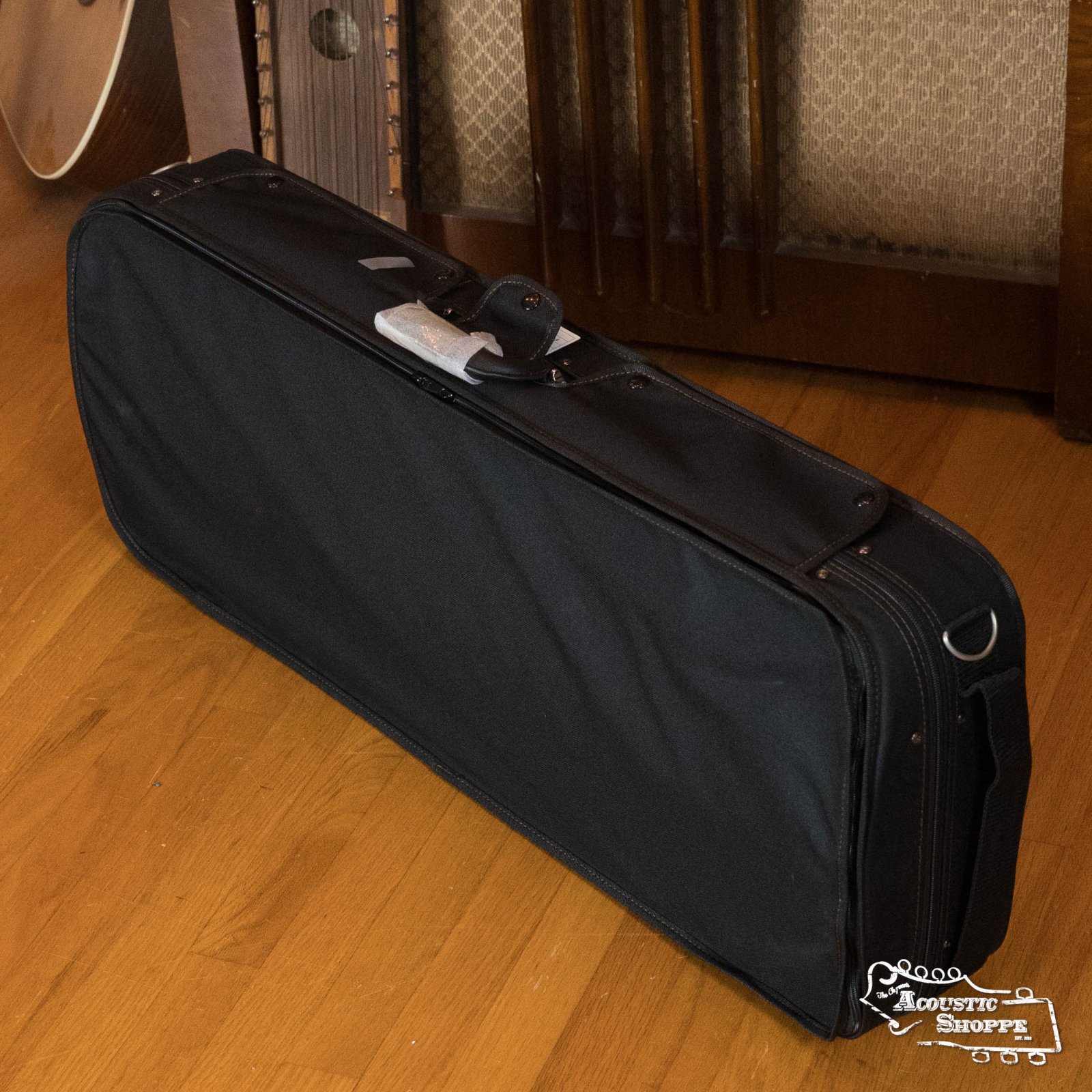 Eastman Octave Mandolin Deluxe Hardshell Case