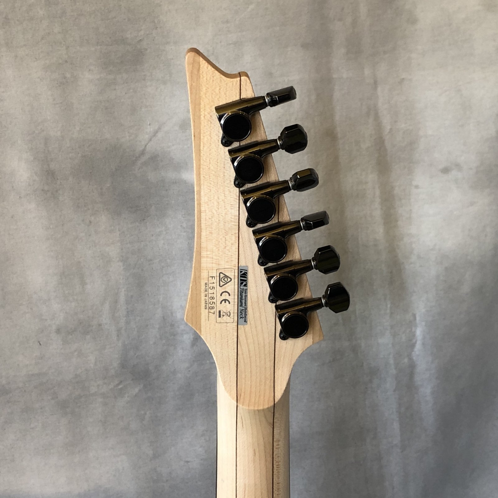 Ibanez S5570Q-RBB Prestige