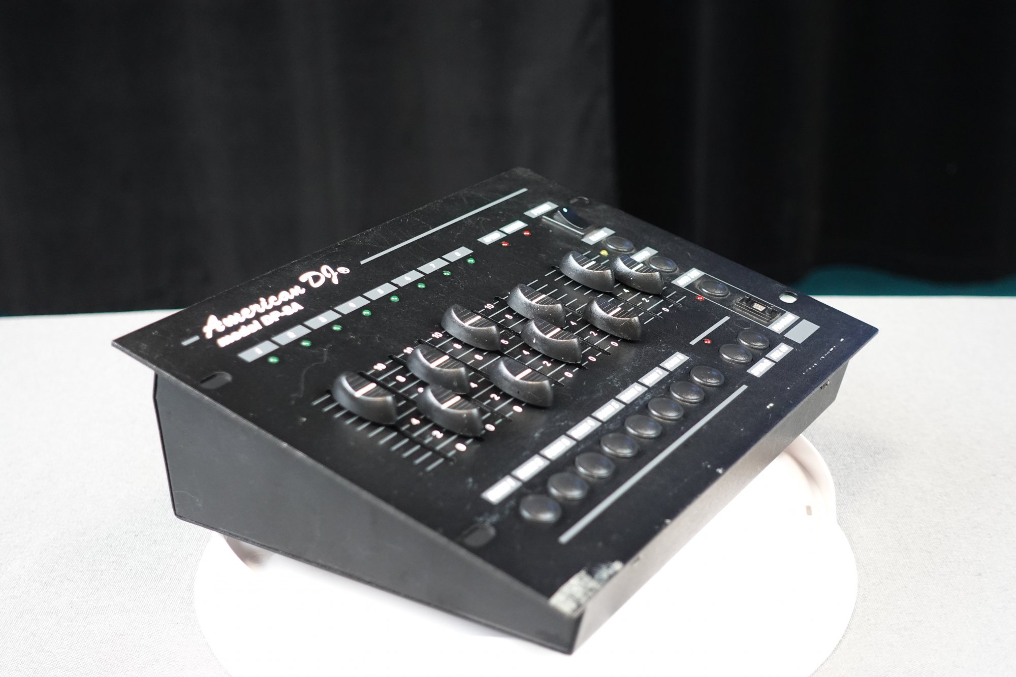 American DJ Dimming Console Model DP-8A