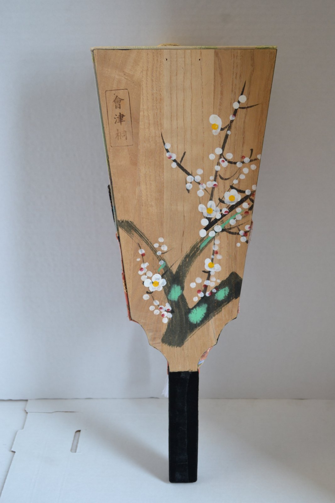 Japanese Hagoita paddle