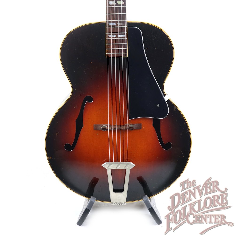 Gibson_L_7_1946_Front_Close.jpg