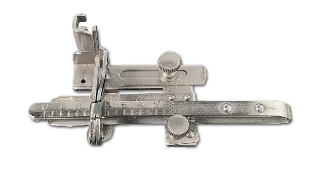 Tuckmarker Foot, Vintage Singer for Short / Low Shank