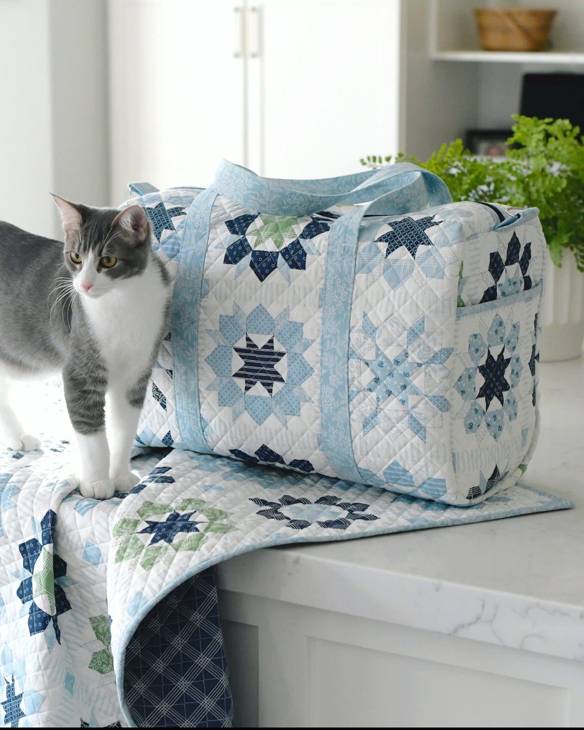 Nantucket Blooms Navy Duffle Bag main image 0