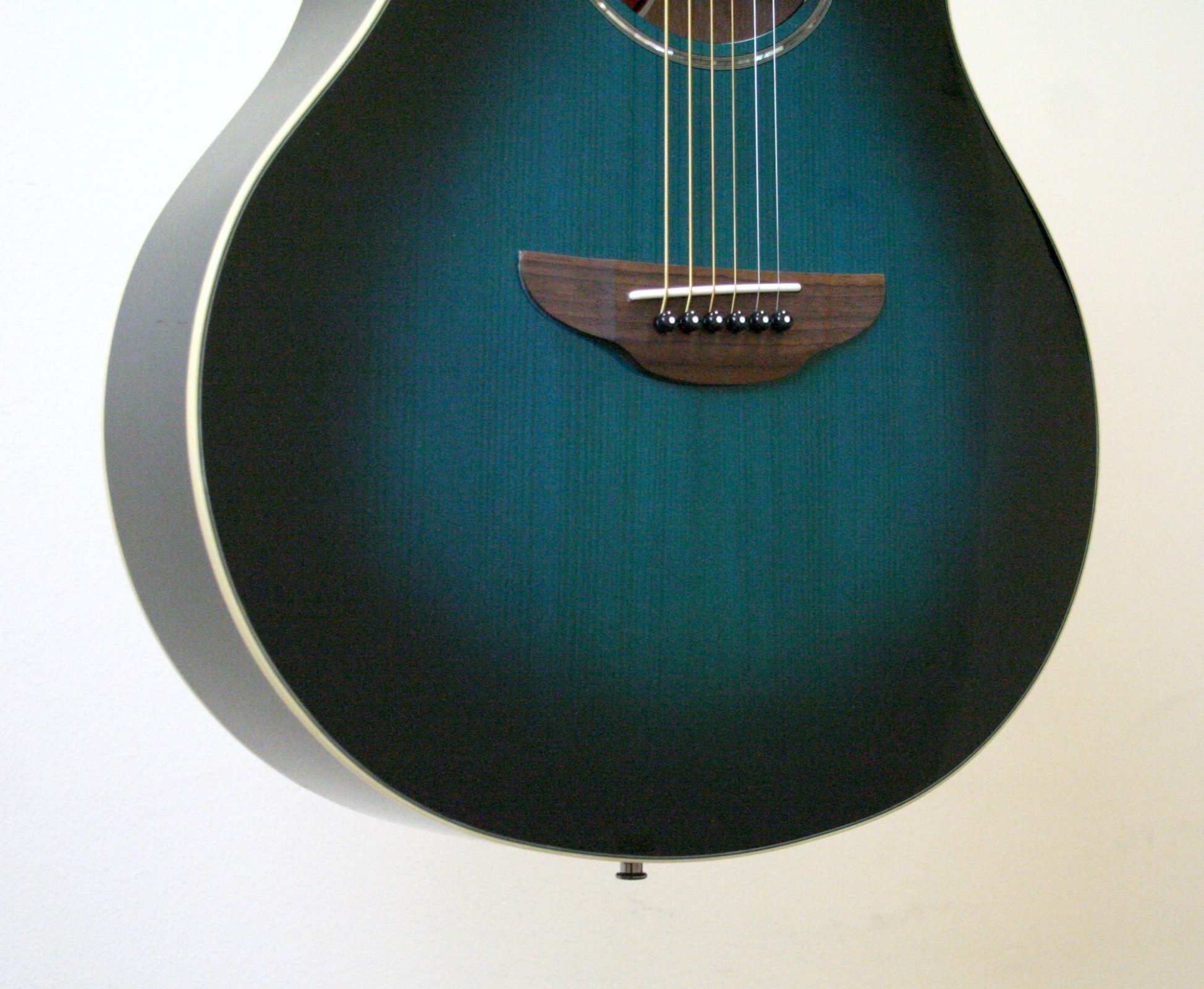 AYA　0605 Yamaha APX600 Acoustic/Electric Guitar Blue Burst - 889025115056