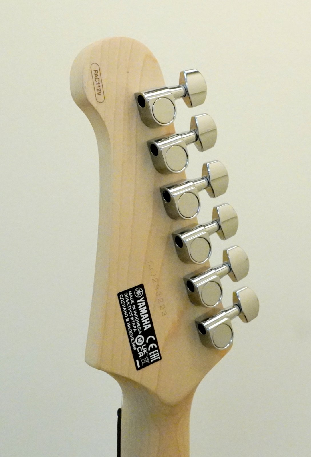 Yamaha PAC112V Pacifica Electric Guitar Natural - 086792865959