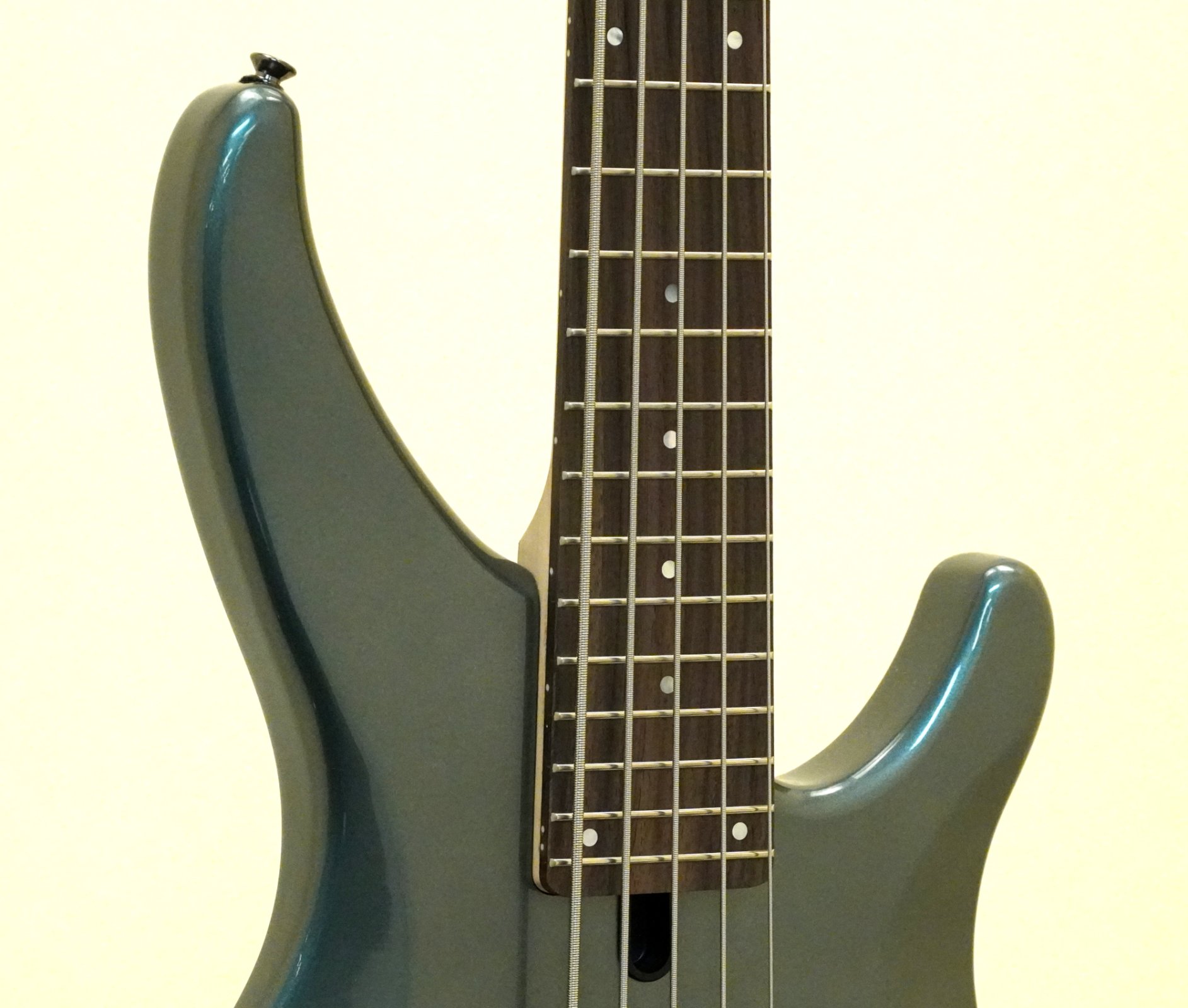 Yamaha TRBX305 Bass Guitar 5-String Mist Green - 086792978185
