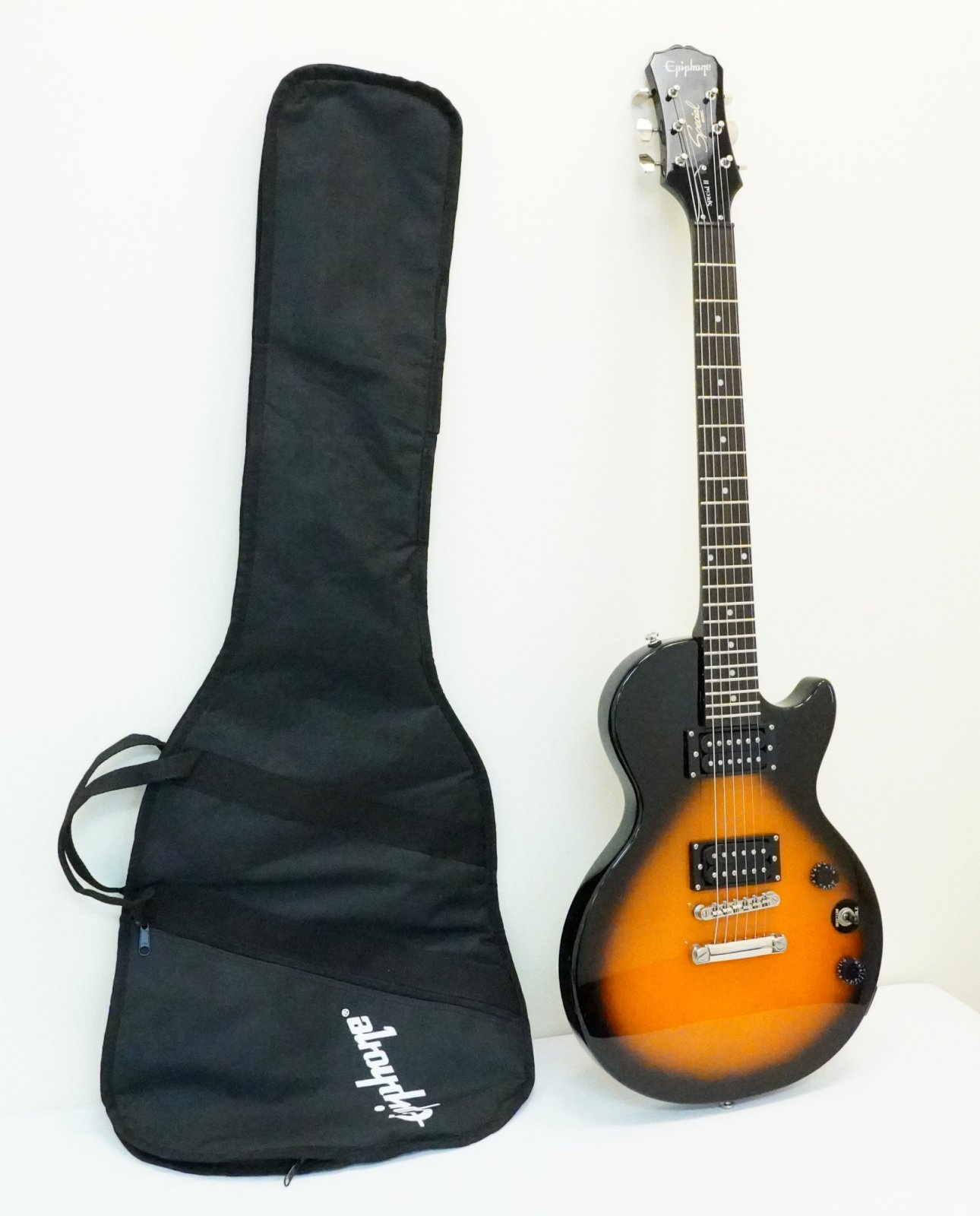 Epiphone Les Paul Special-II E1, Vintage Sunburst Finish with Gig 