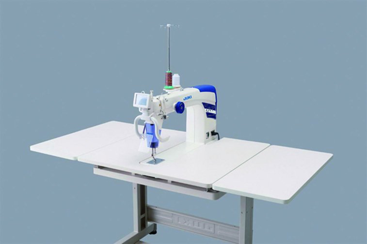 Juki Miyabi J350QVPS w/Table