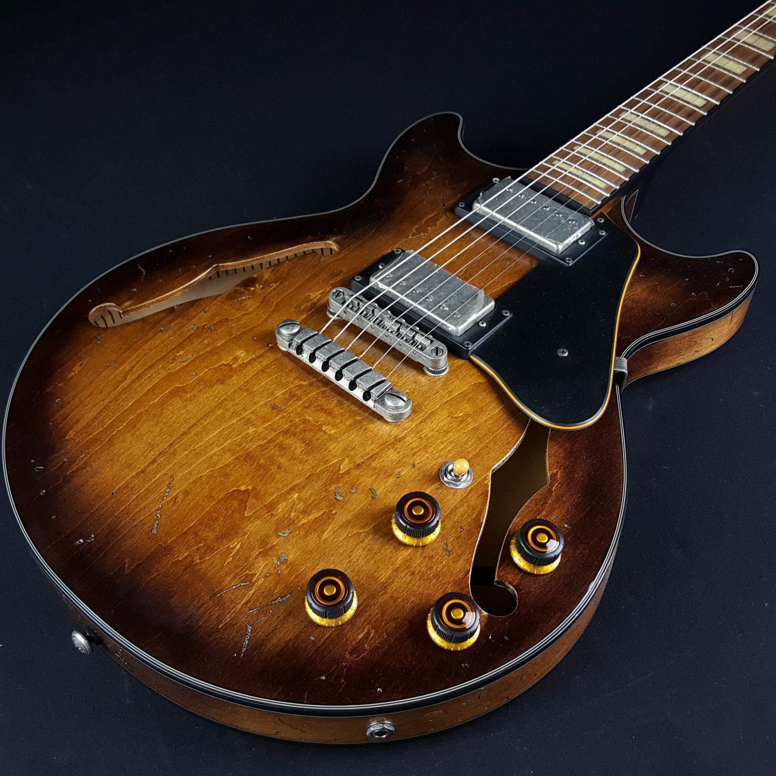 Ibanez AMV10ATCL Artcore Vintage Tobacco Burst Low Gloss - 10