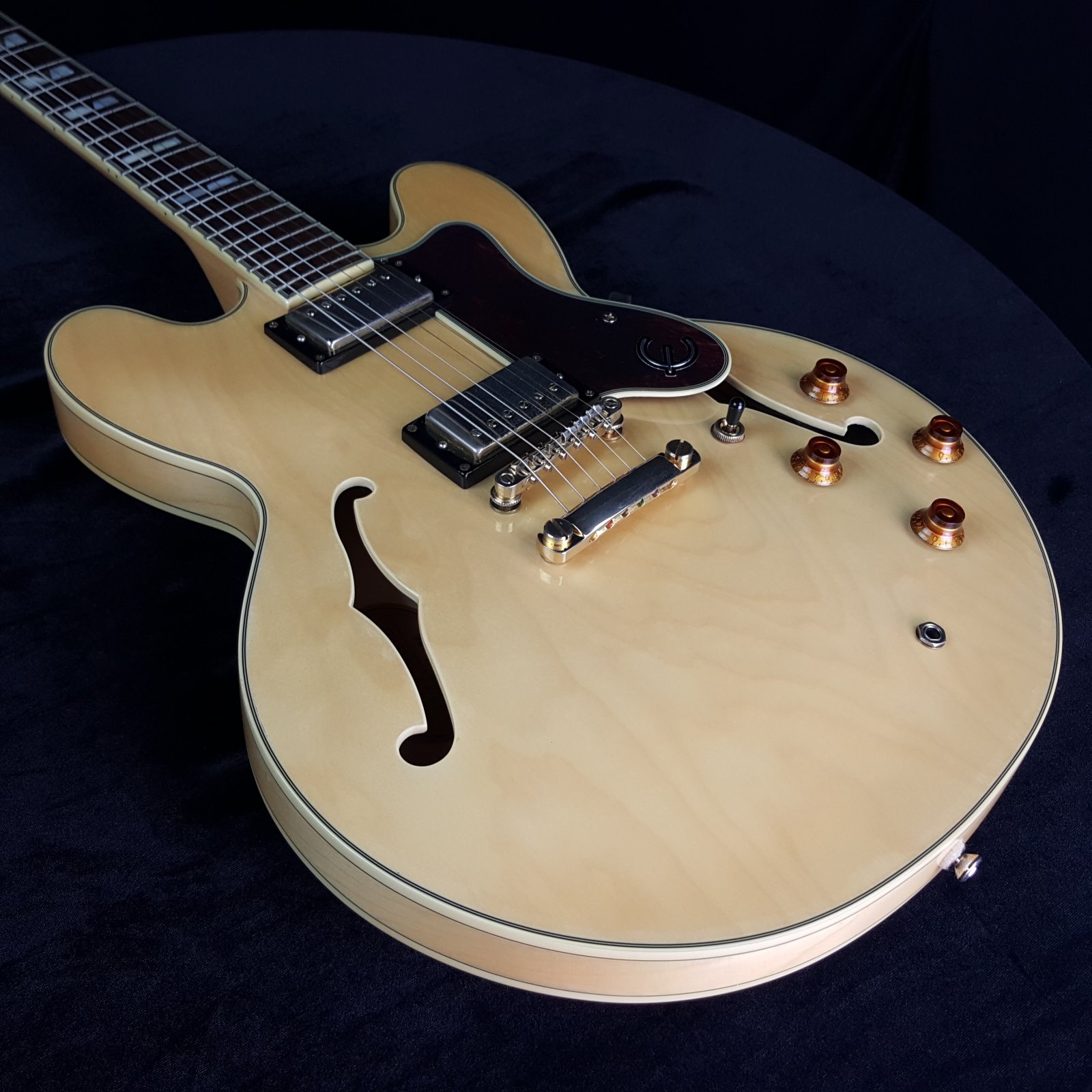 美品！Epiphone Sheraton II Natural Epiphone Sheraton II Electric Guitar Natural | Guitar Center