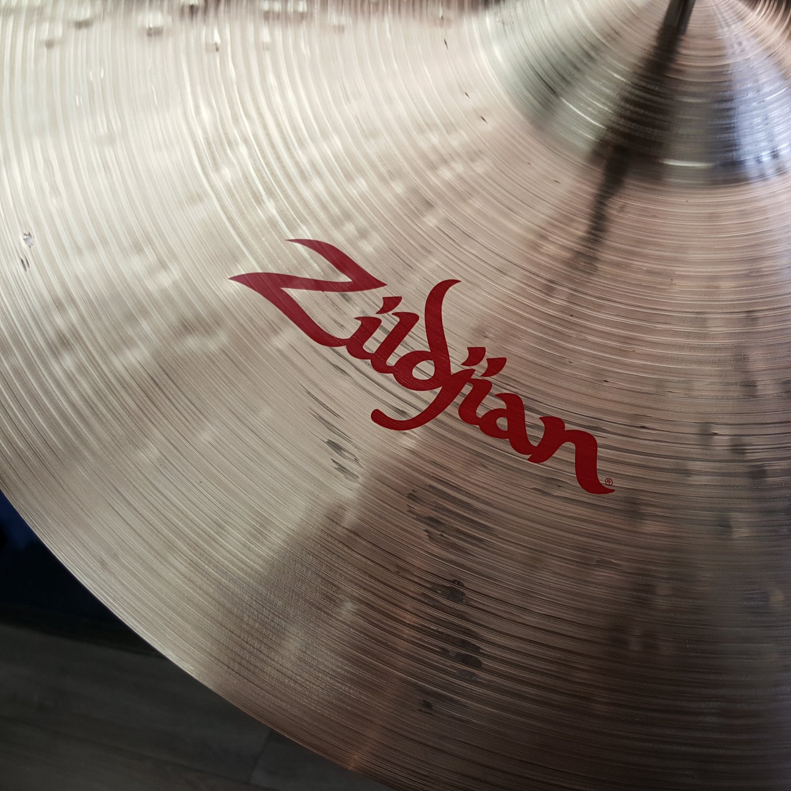 Zildjian 22 FX Oriental Crash of Doom Cymbal 2860 Grams