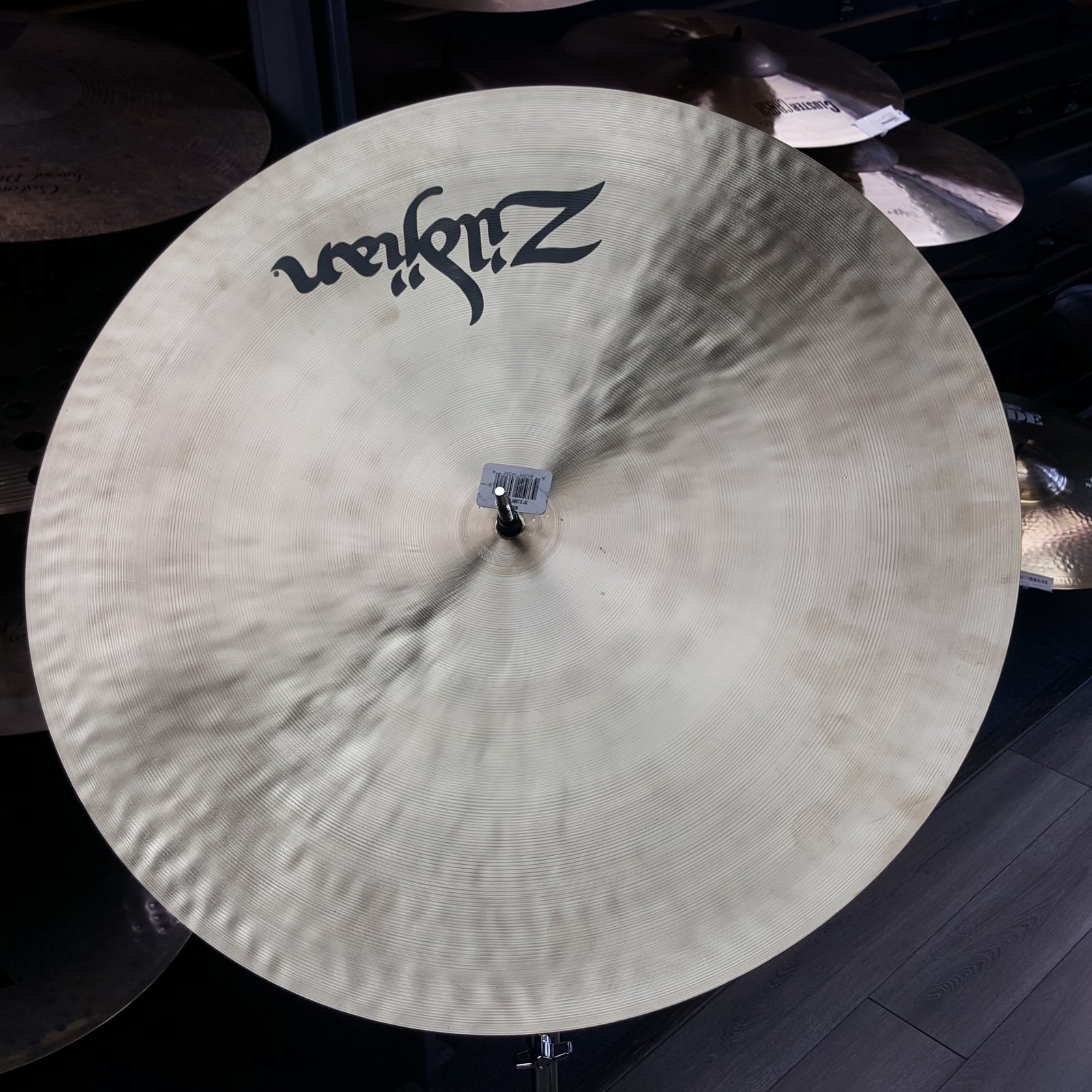 Zildjian 20 K Light Flat Top Ride Flat Bell 1670g - 642388303924
