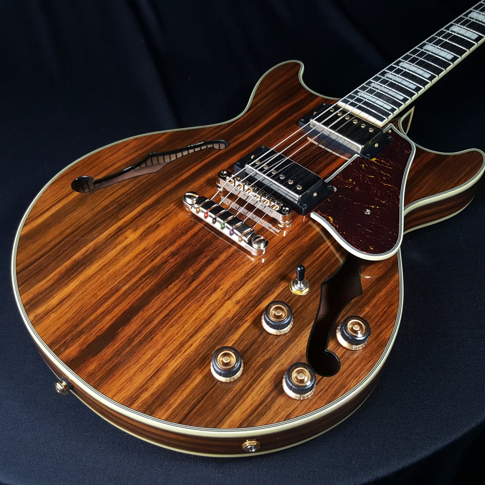 Ibanez AM93ME NT Artcore Expressionist - Natural Semi-hollow Electric