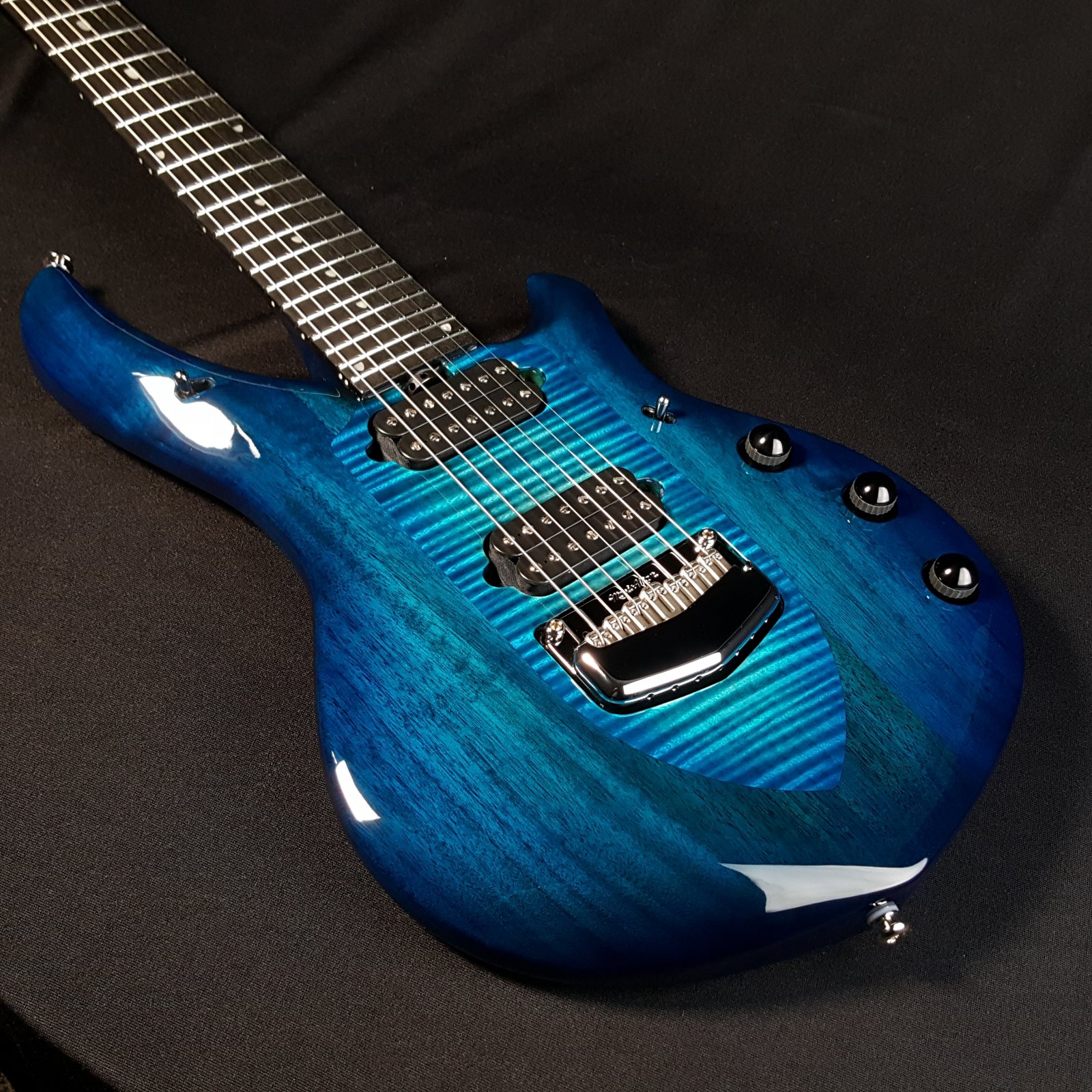 Ernie Ball Music Man 7 String John Petrucci Majesty Blue