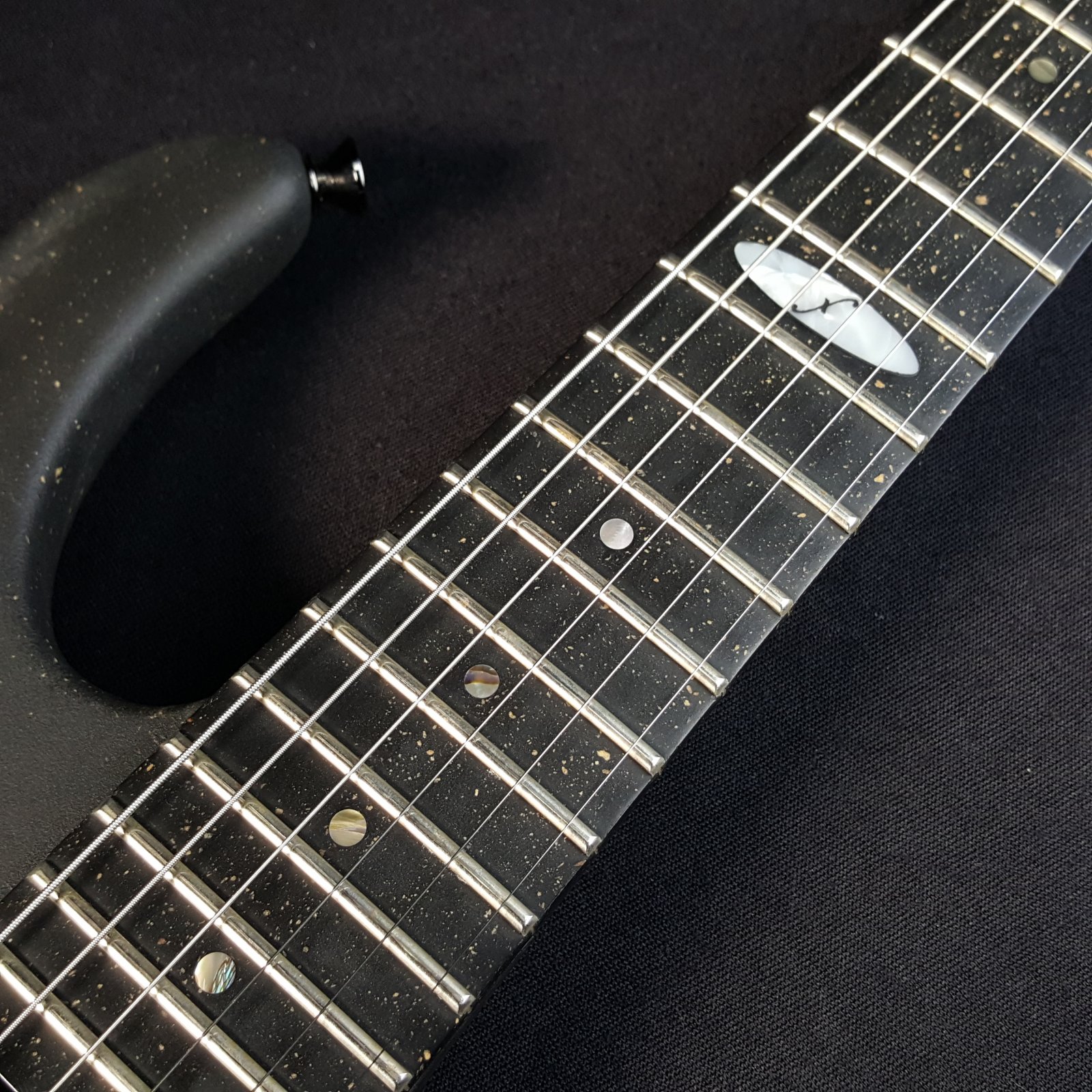 Flaxwood Aija Electric Guitar EMG Stop Tailpiece w/ Original Hard