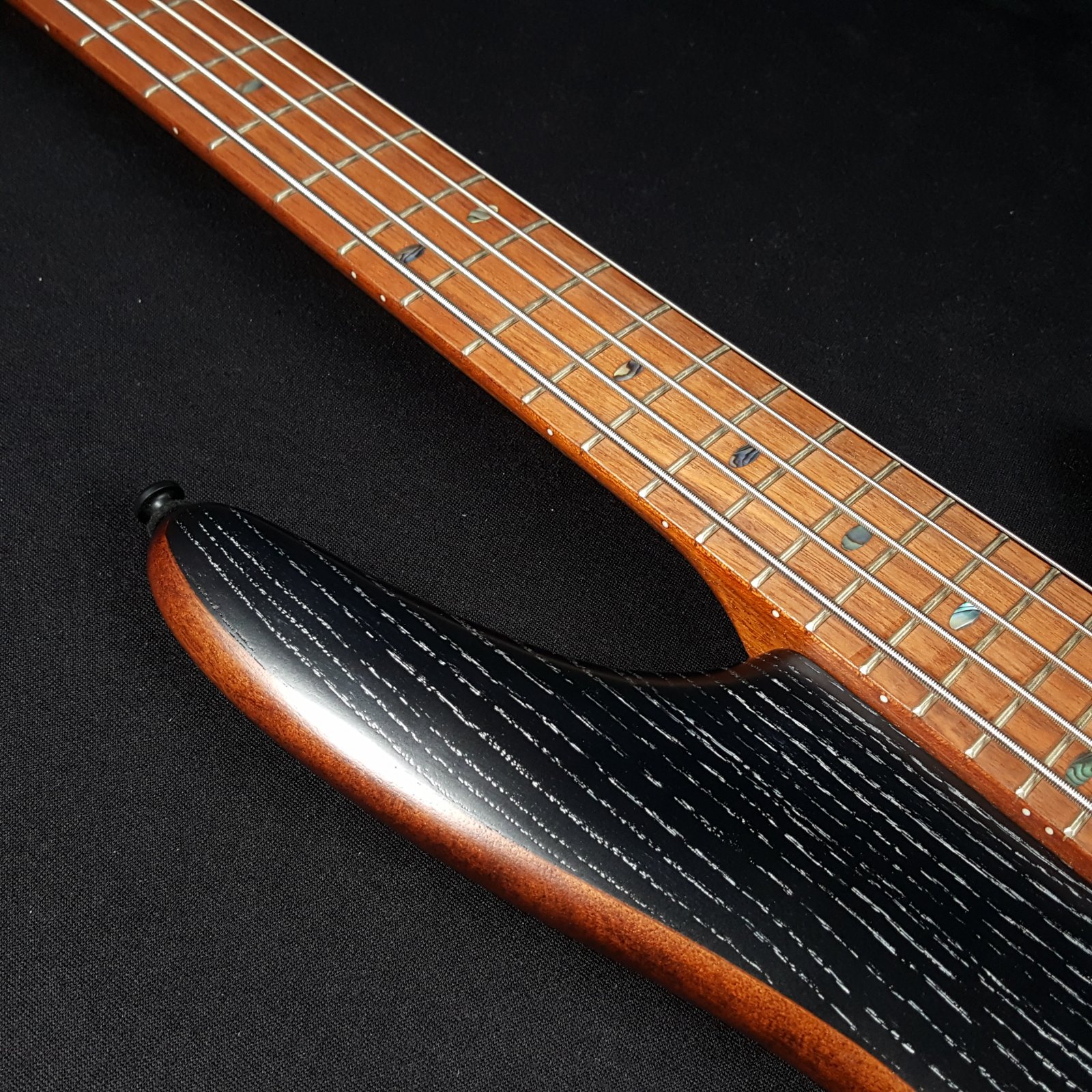 Ibanez SR675 5 String Electric Bass-Silver Wave Flat Black