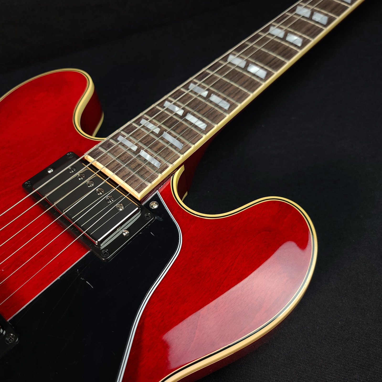 sherry  Gibson ES-345 Semi Hollow Guitar Sixties Cherry With Hard