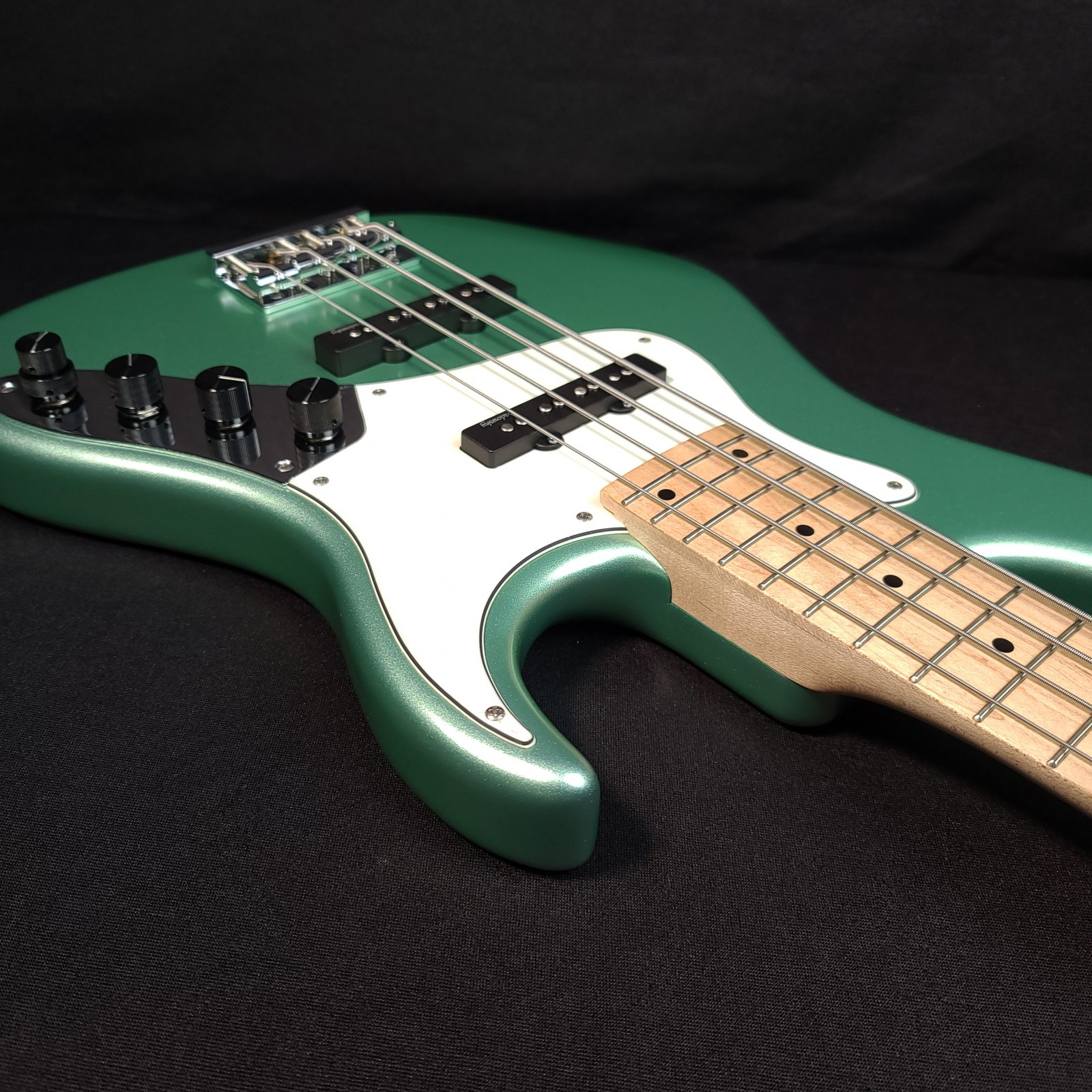 【美品お買い得】Sadowsky MetroLine SAlapMaster Metroline（生産完了品） | Okada-International