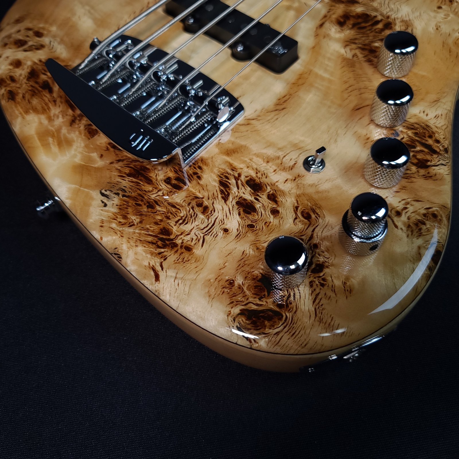 ベース Mayones Jabba Custom 5 Mayones Jabba Custom 5 EP VF Natural | USA