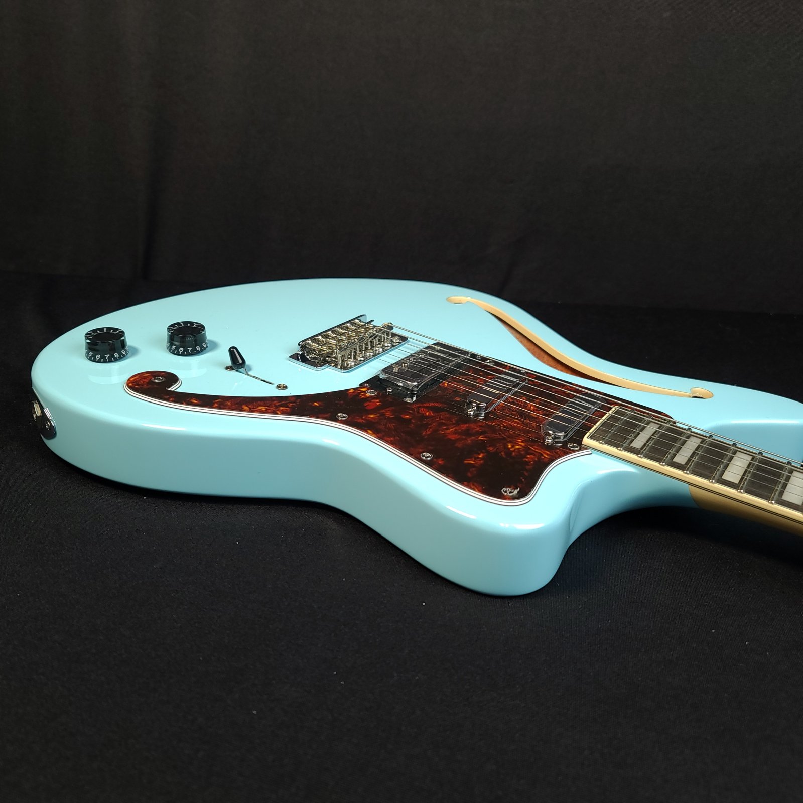 D'Angelico Premier Bedford SH Sky Blue Electric Guitar With Gig