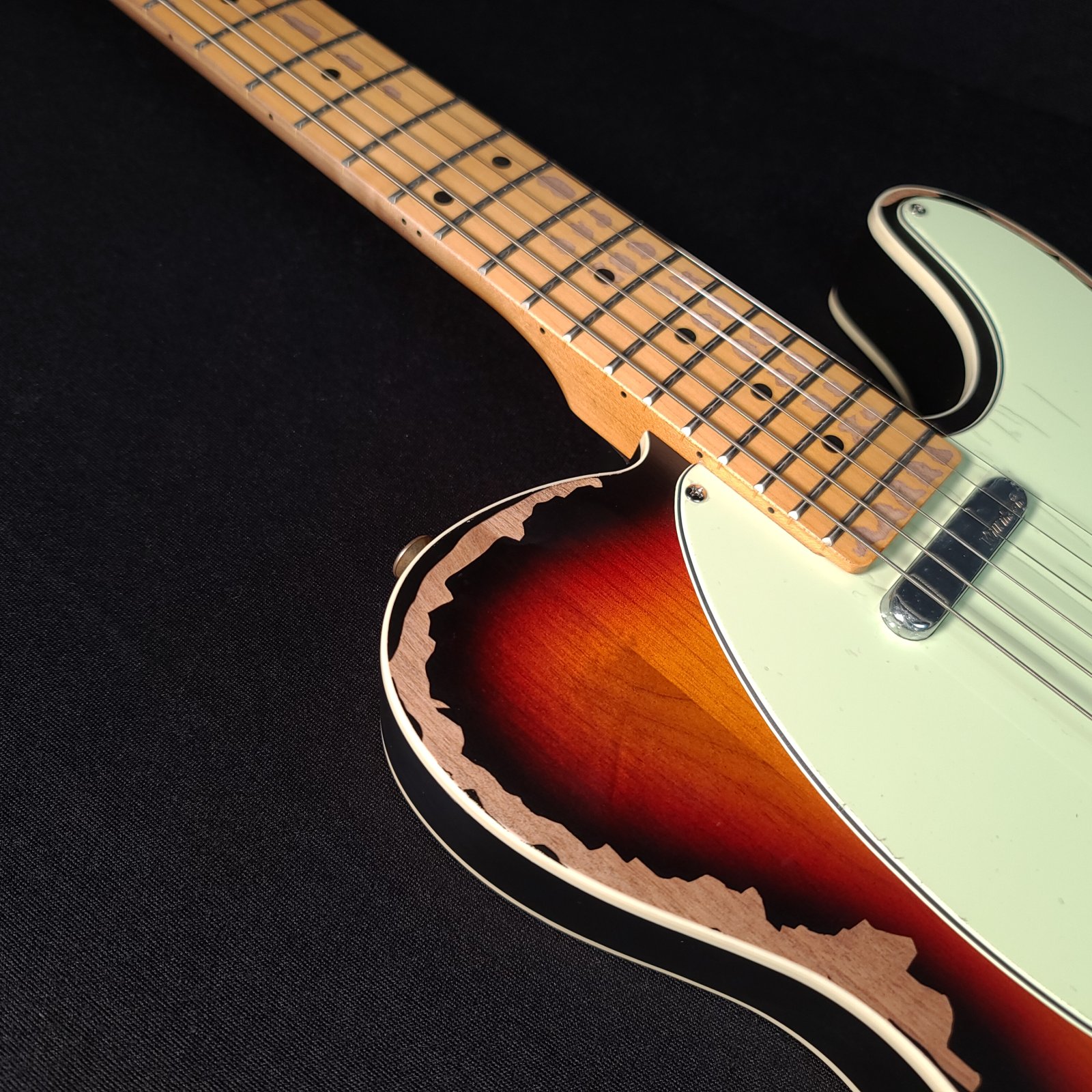 Vintage V59MRSB Distressed Reissue 59 Icon Sunburst Electric