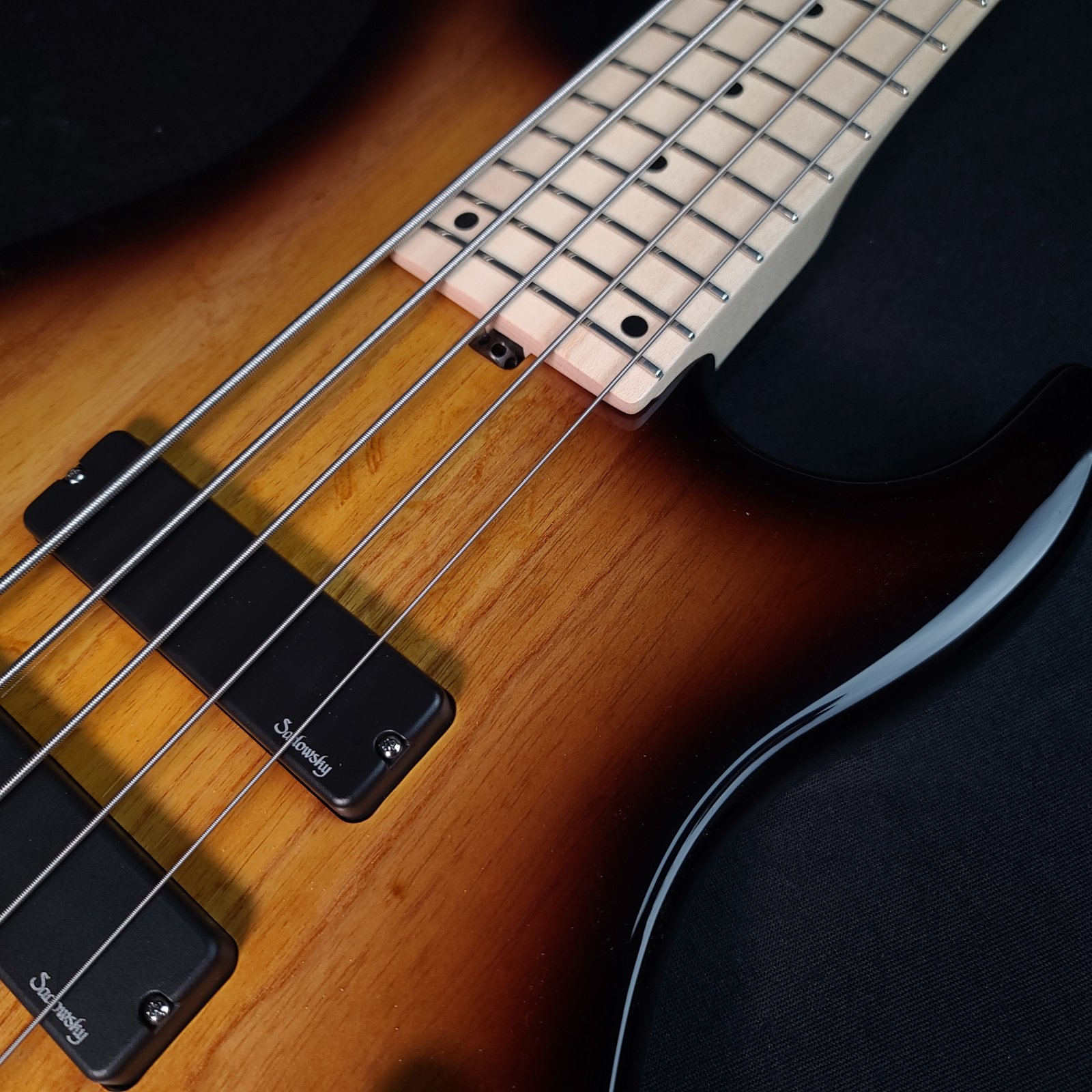 Sadowsky MetroLine Metro Line 5 String Modern 59 Burst with