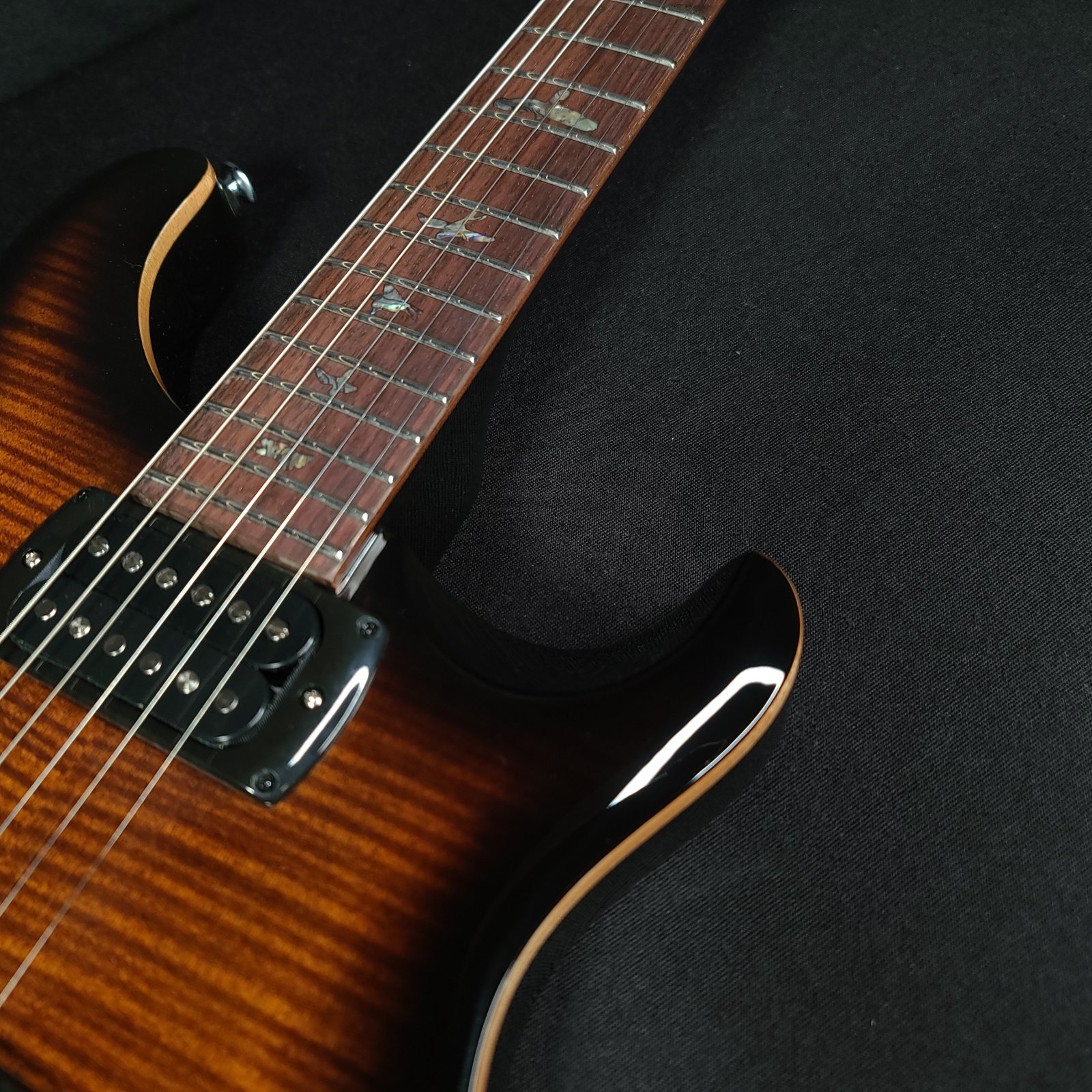 PRS SE Pauls Guiter サンバースト エレキギター PRS SE Paul's Guitar Black Gold Sunburst - 825362101048