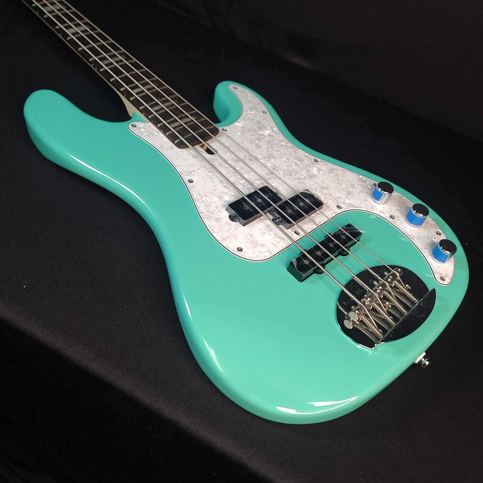 2023 Lakland Skyline 44-64 Vintage P Bass Custom Limited Sea Foam Bass