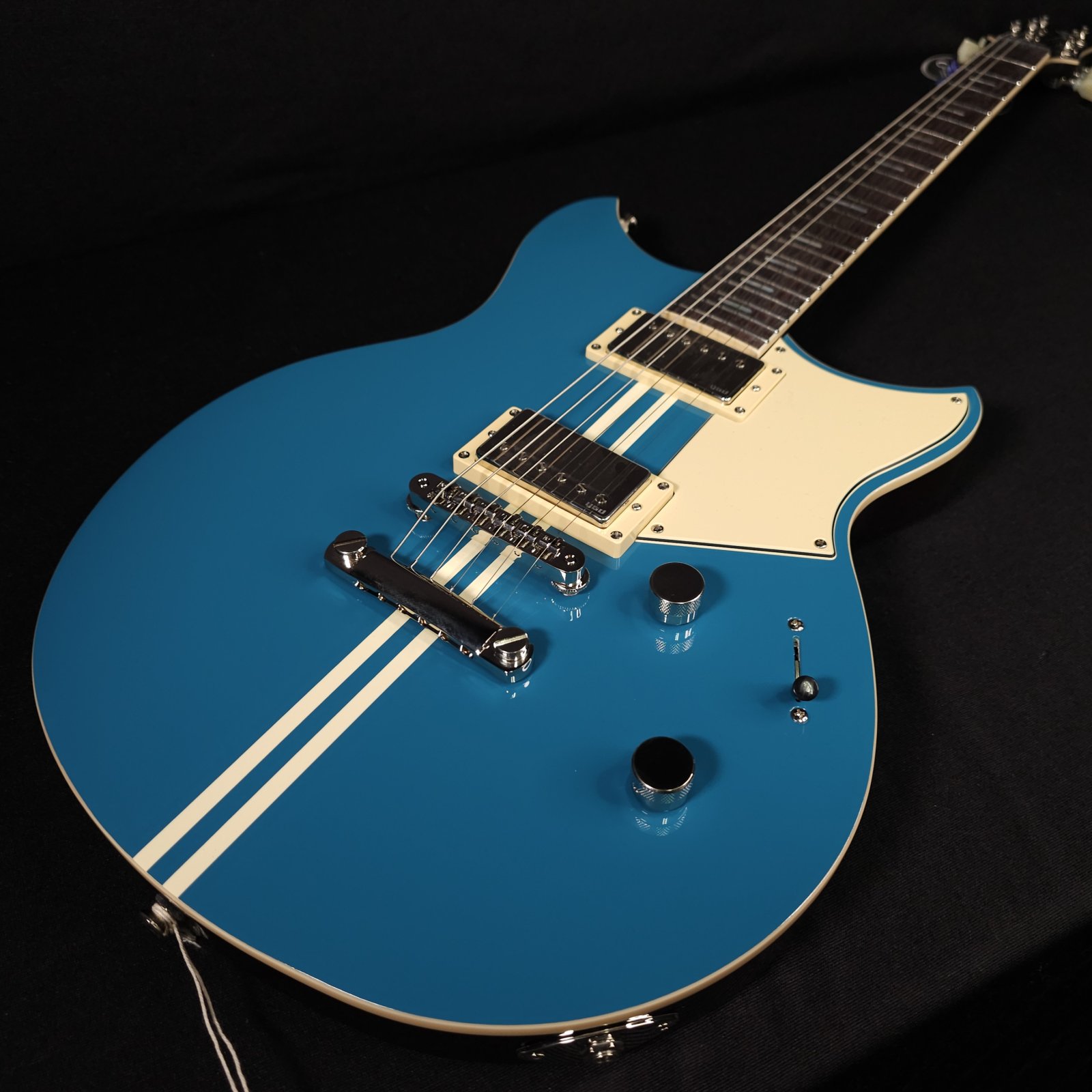 YAMAHA Revstar RSS20 スイフトブルー Amazon | ヤマハ YAMAHA エレキギター REVSTAR スタンダード