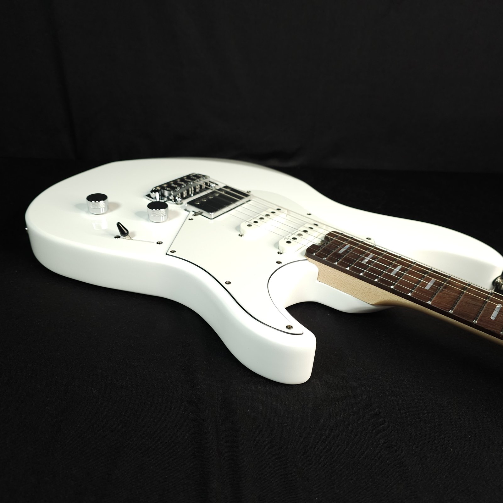Yamaha Pacifica Standard Plus Ash Shell White Electric Guitar w