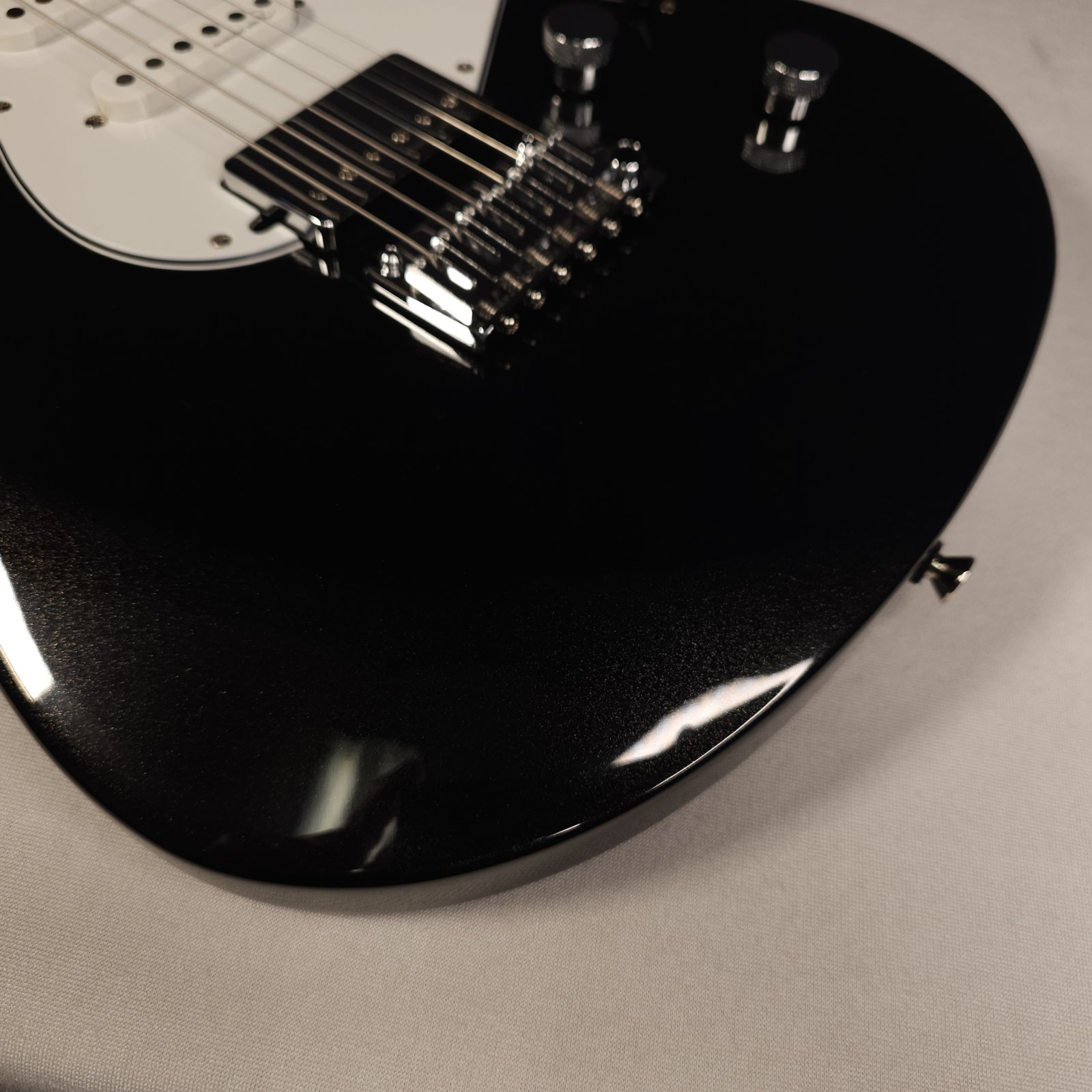 Yamaha Pacifica Professional Black Electric Guitar w/case