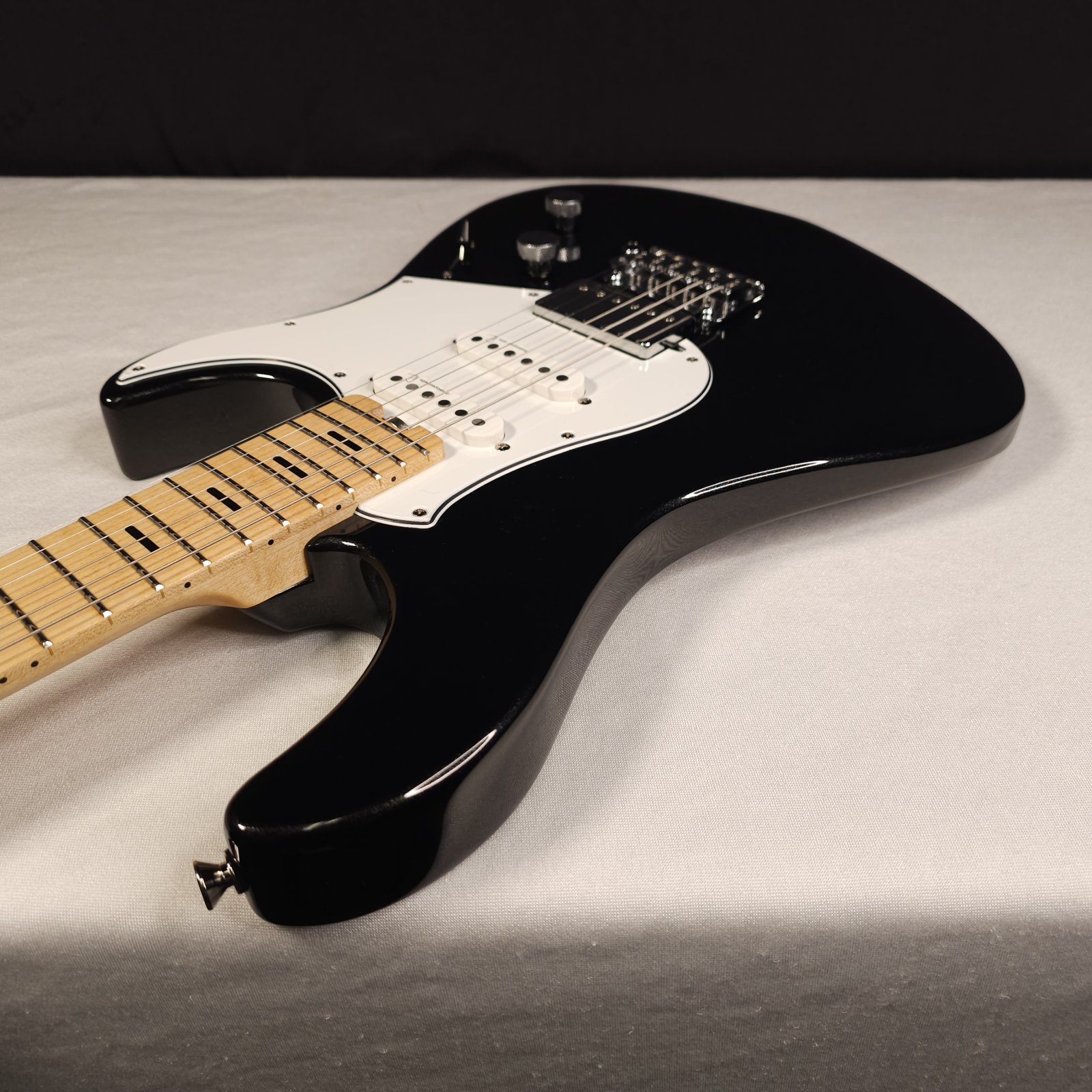 Yamaha Pacifica Professional Black Electric Guitar w/case