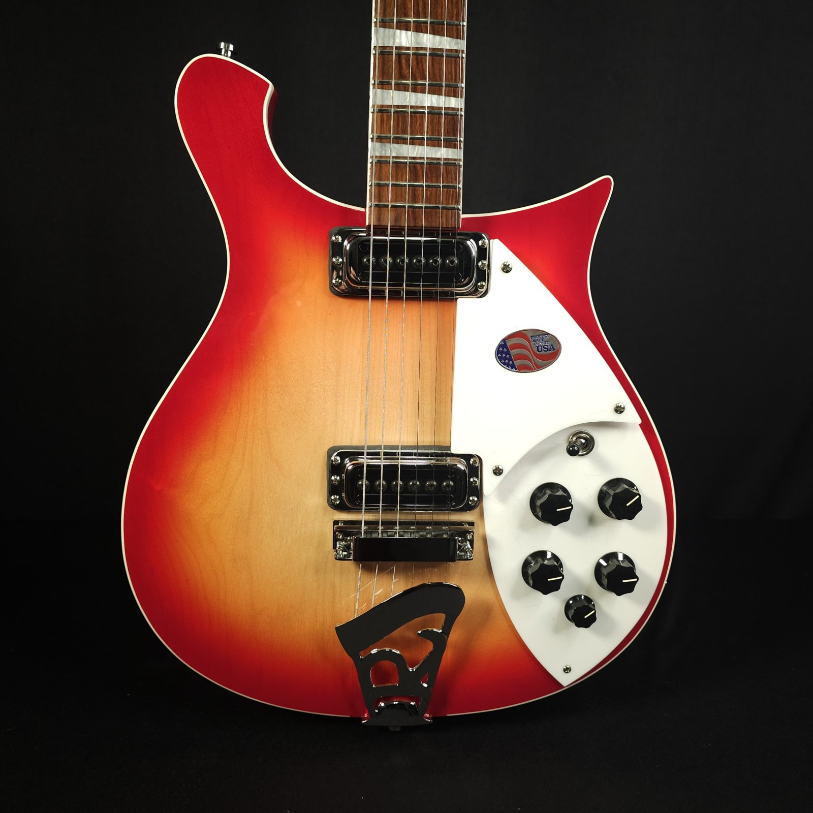 Rickenbacker 620 fireglo 希少な渋めのカラーサンバースト