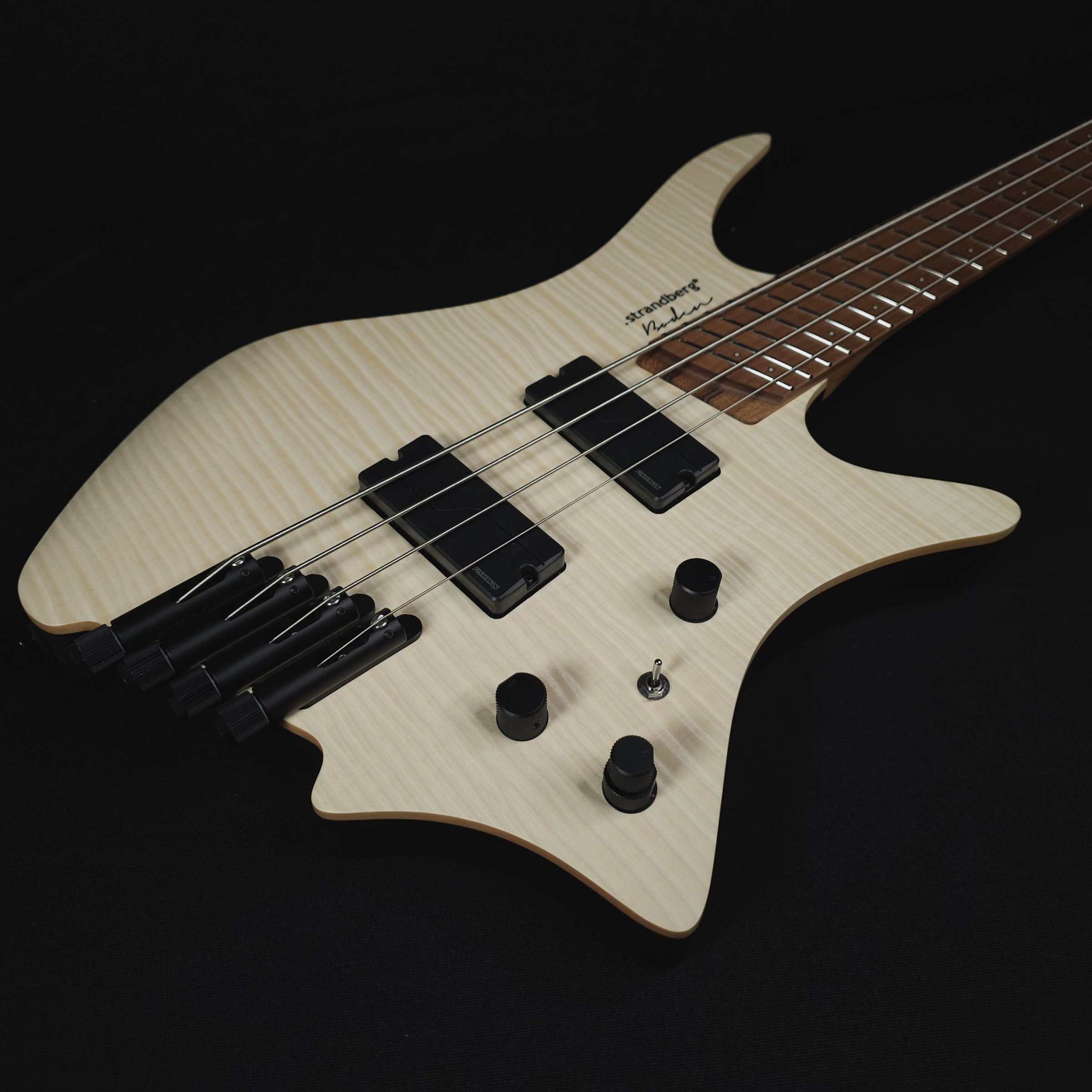 Strandberg Boden Bass Standard 4 String Natural w/Gig Bag BB4CT-23S-M-F-NT
