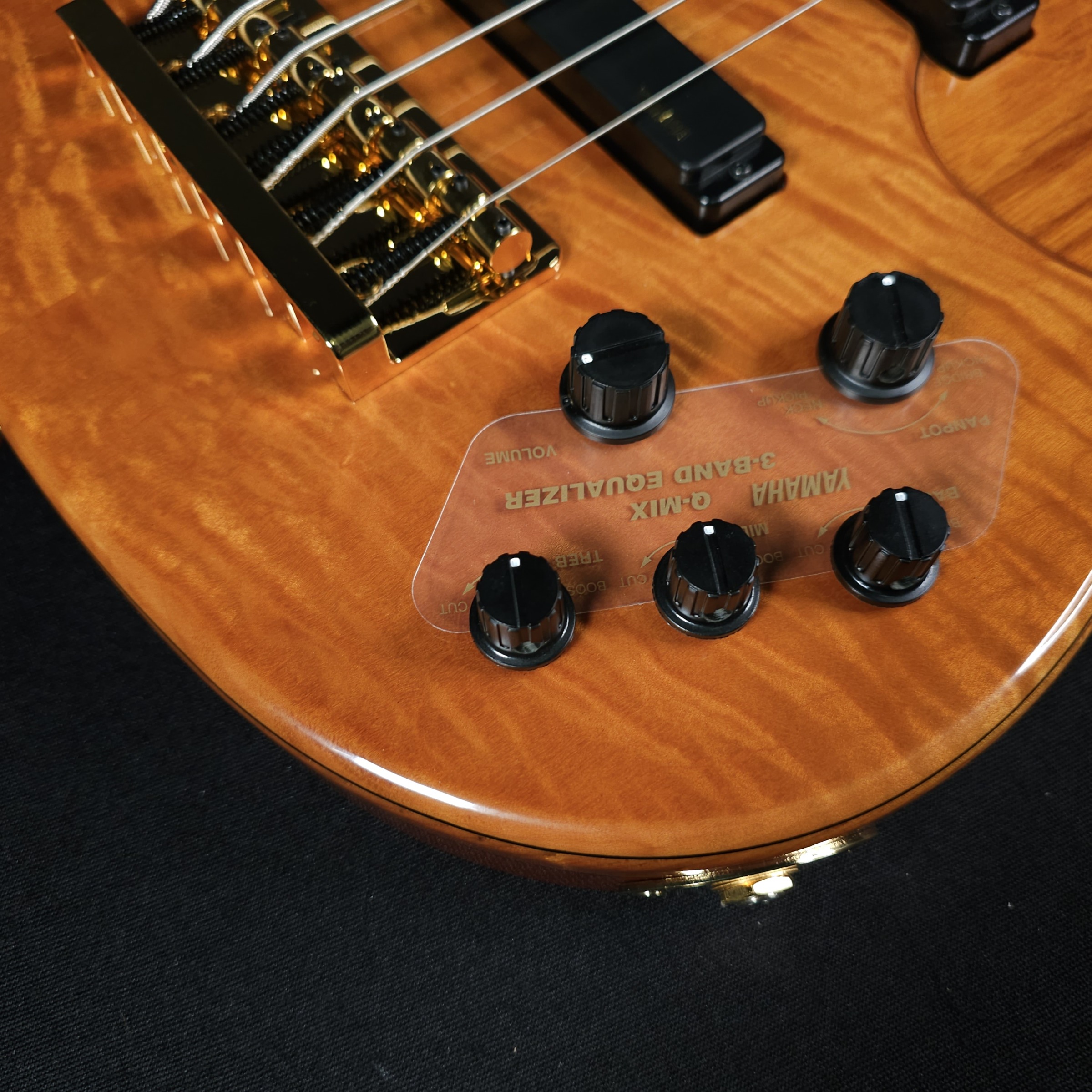 Yamaha TRBJP2 6 String John Patitucci Signature Bass with