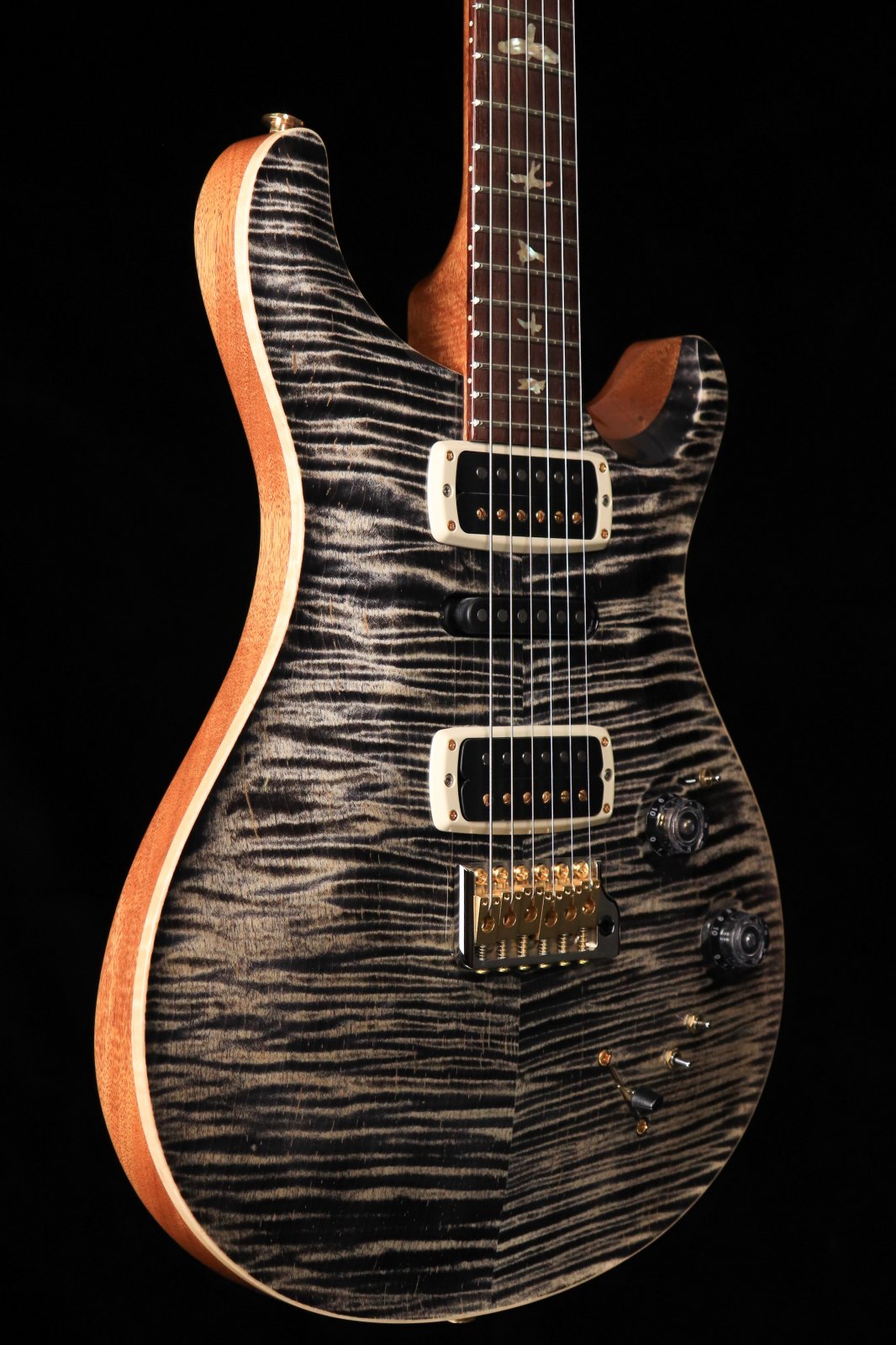 0300184_prs_experience_2020_modern_eagle_v_charcoal_3.jpg