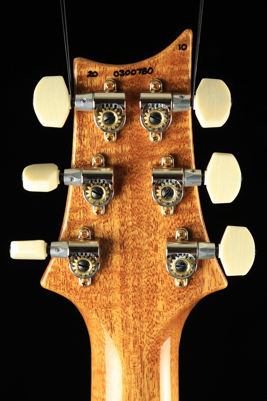 0300780_prs_experience_2020_modern_eagle_v_river_blue_9.jpg