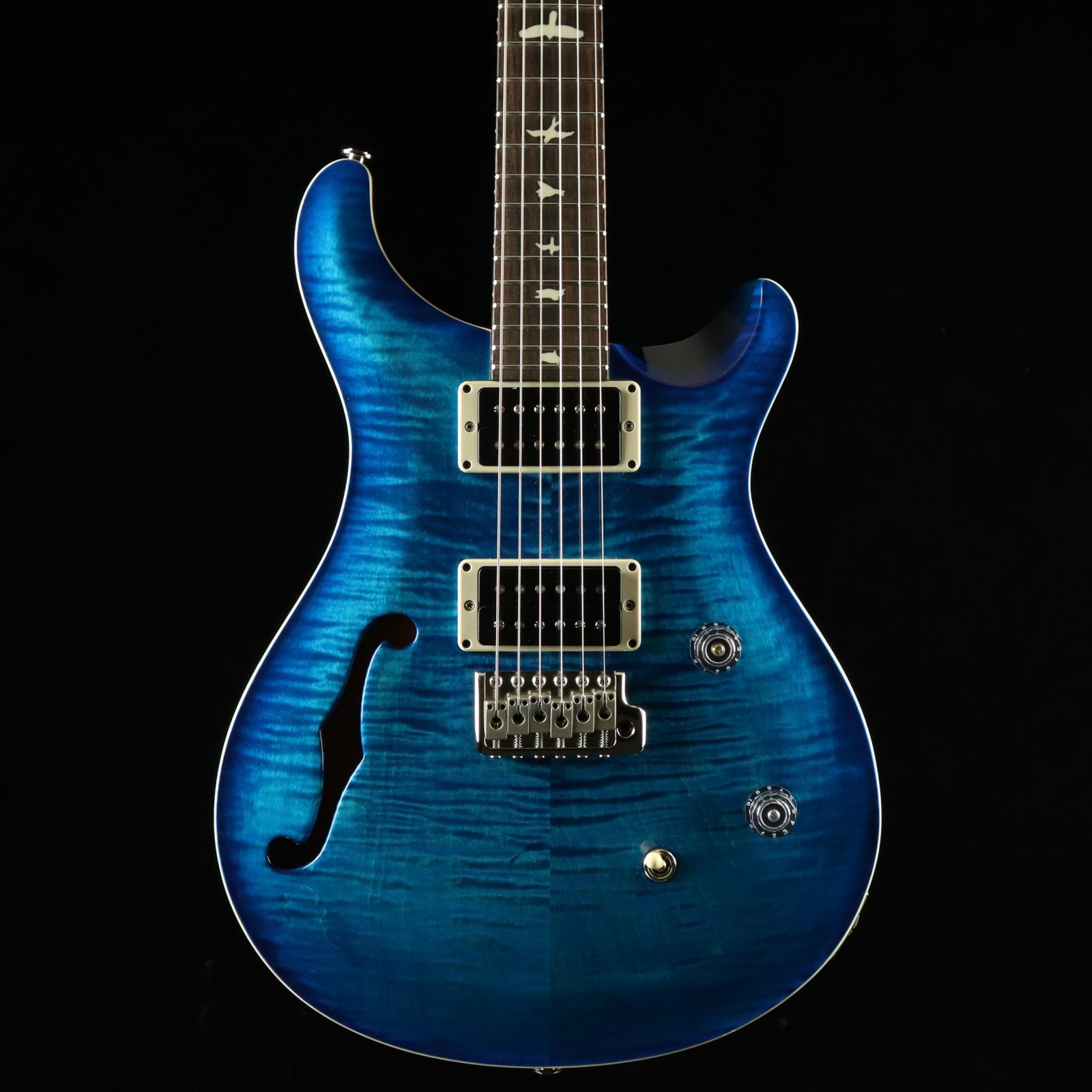 0324767_prs_ce24_semi_hollow_cobalt_blue_w_blue_back_4_of_12_10.jpg