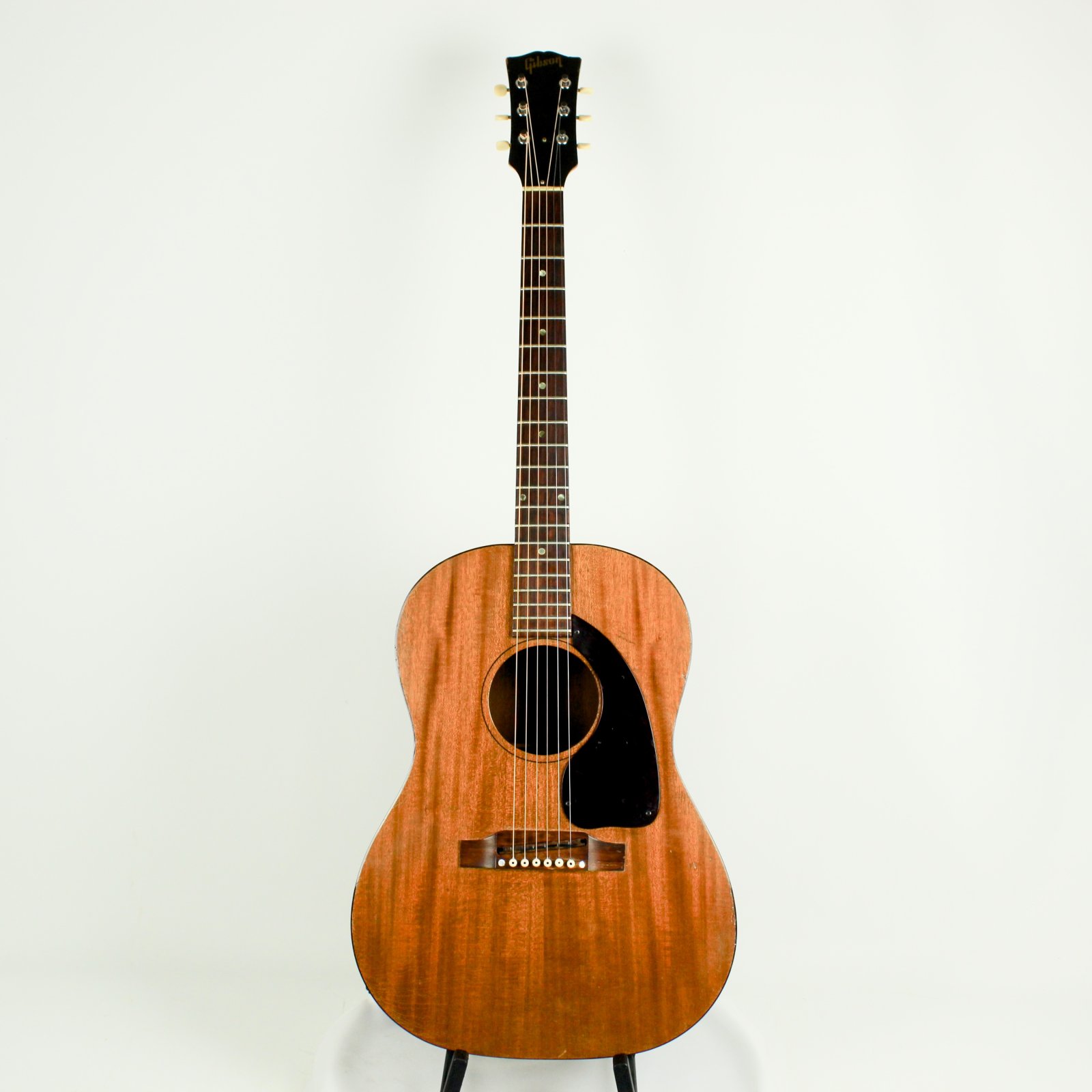 1967 Gibson LG-O Acoustic Guitar w/Case (USED)