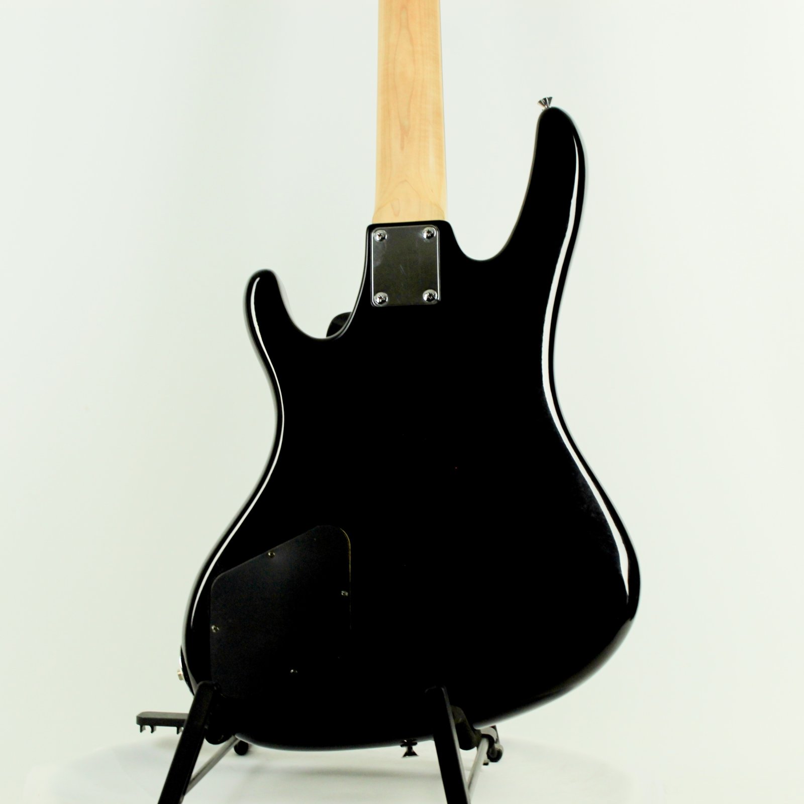 Washburn XB-100 Electric Bass Guitar (USED)