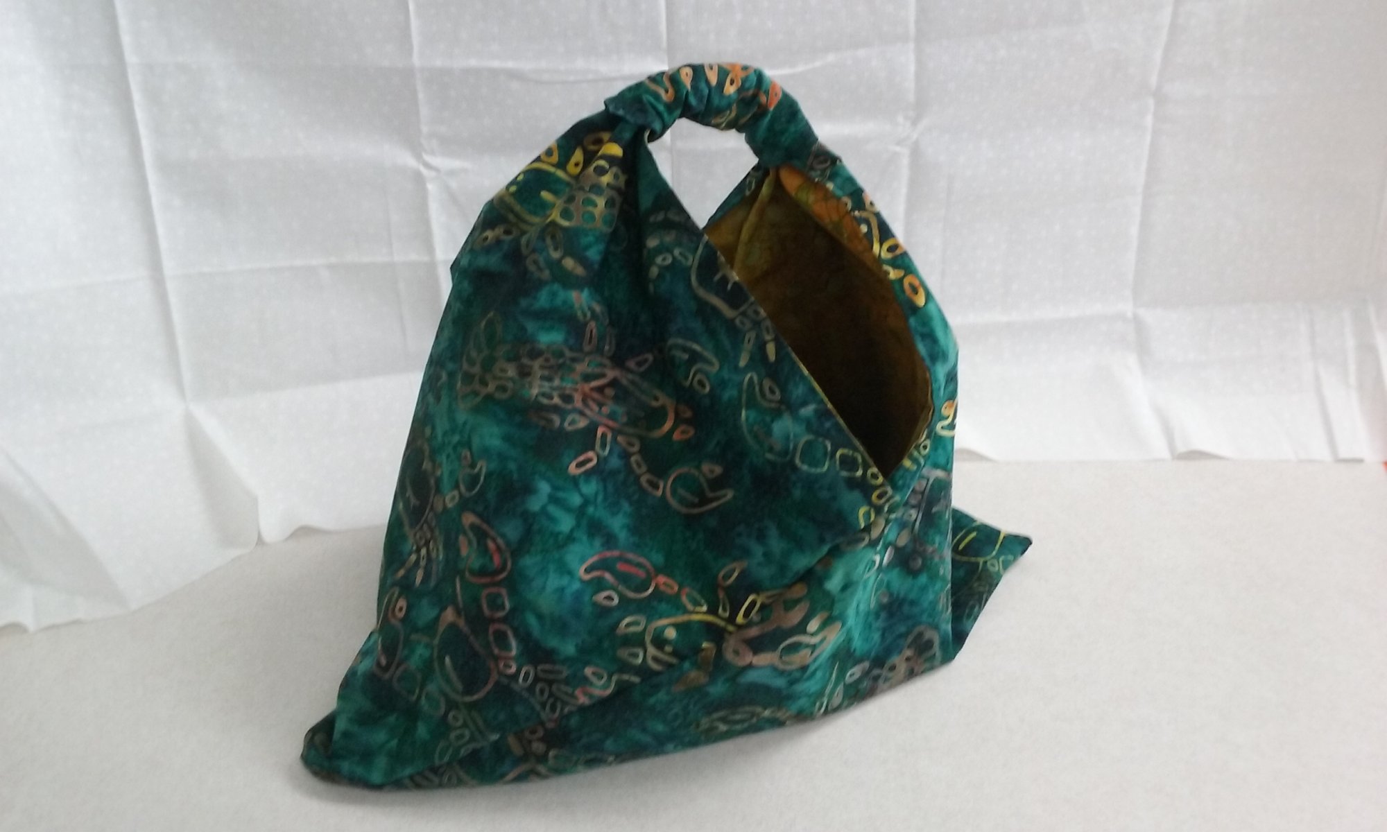 Triangle Bag with Linda Gemer