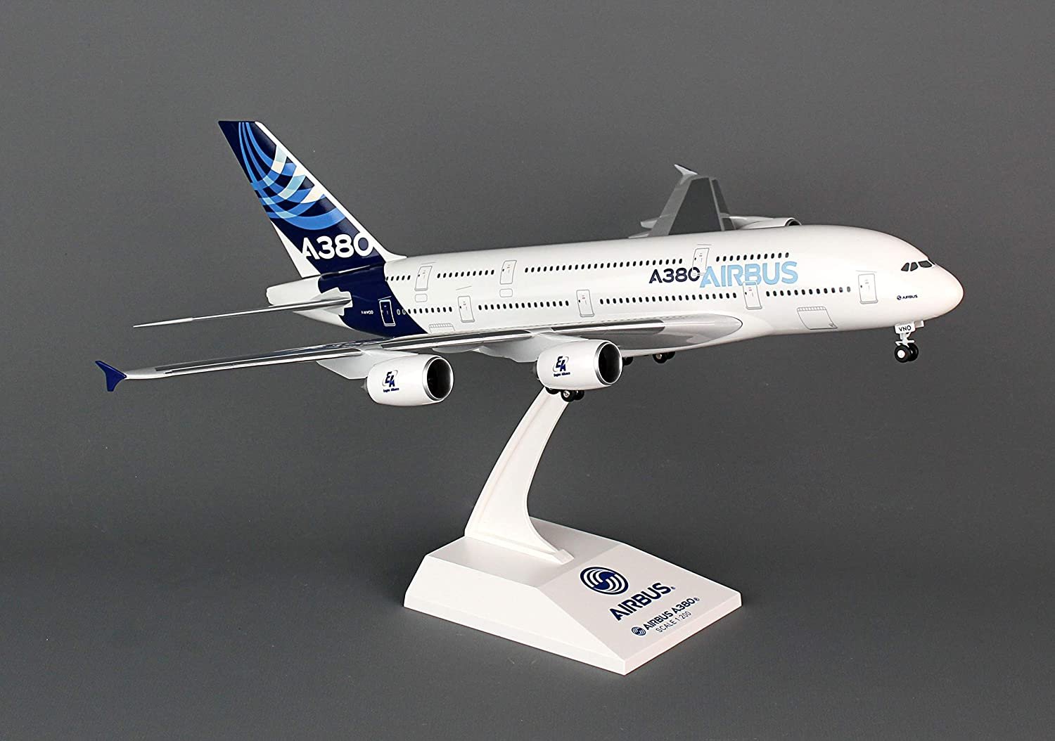 Daron SkyMarks Airbus A380-800 1/200 Scale - 830715103808