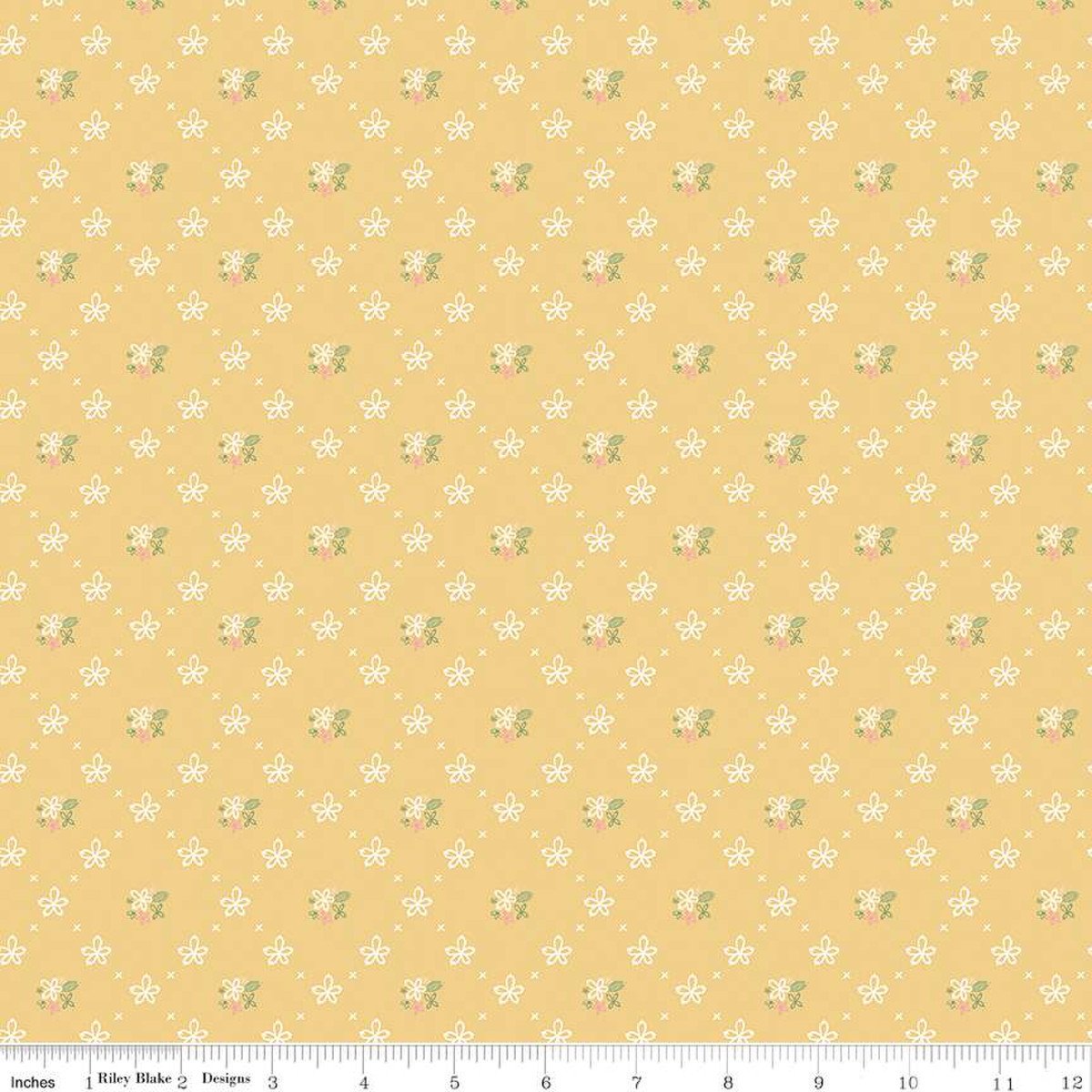 Clover Farm Wallpaper Yellow 
