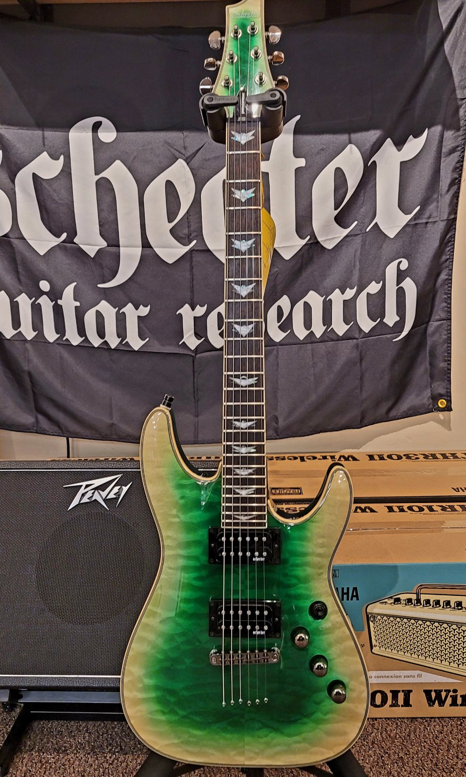 SCHECTER
 エレキギター 赤 2019 Schecter Omen-Extreme Limited Edition Electric Guitar