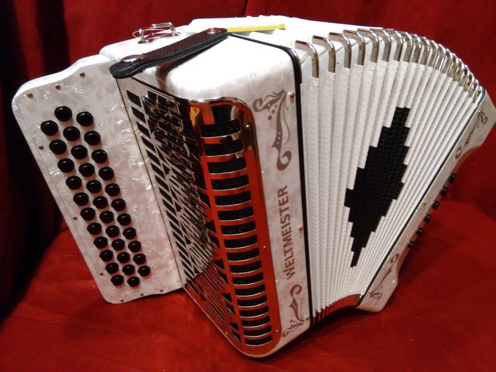 NEW White Black Diamond Weltmeister 571 Diatonic Button Accordion MM ...