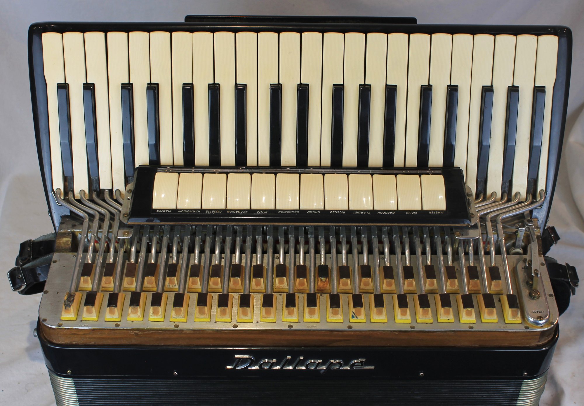 7080 - Midnight Gray Dallape Maestro Piano Accordion LMMH 41 120